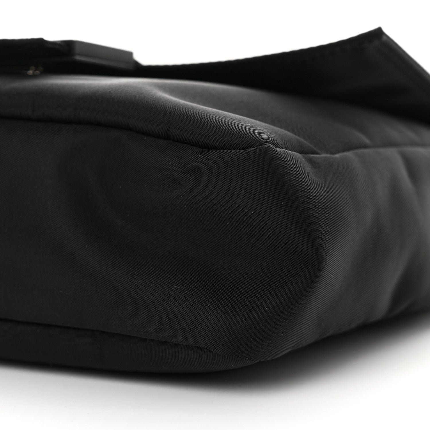 Fendi Econyl Nylon Cuoio Romano Monochrome Medium Baguette Messenger Bag Black 10 of 12