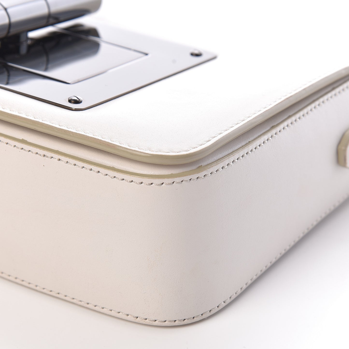 Calfskin Medium Natalia Chain Bag Chalk