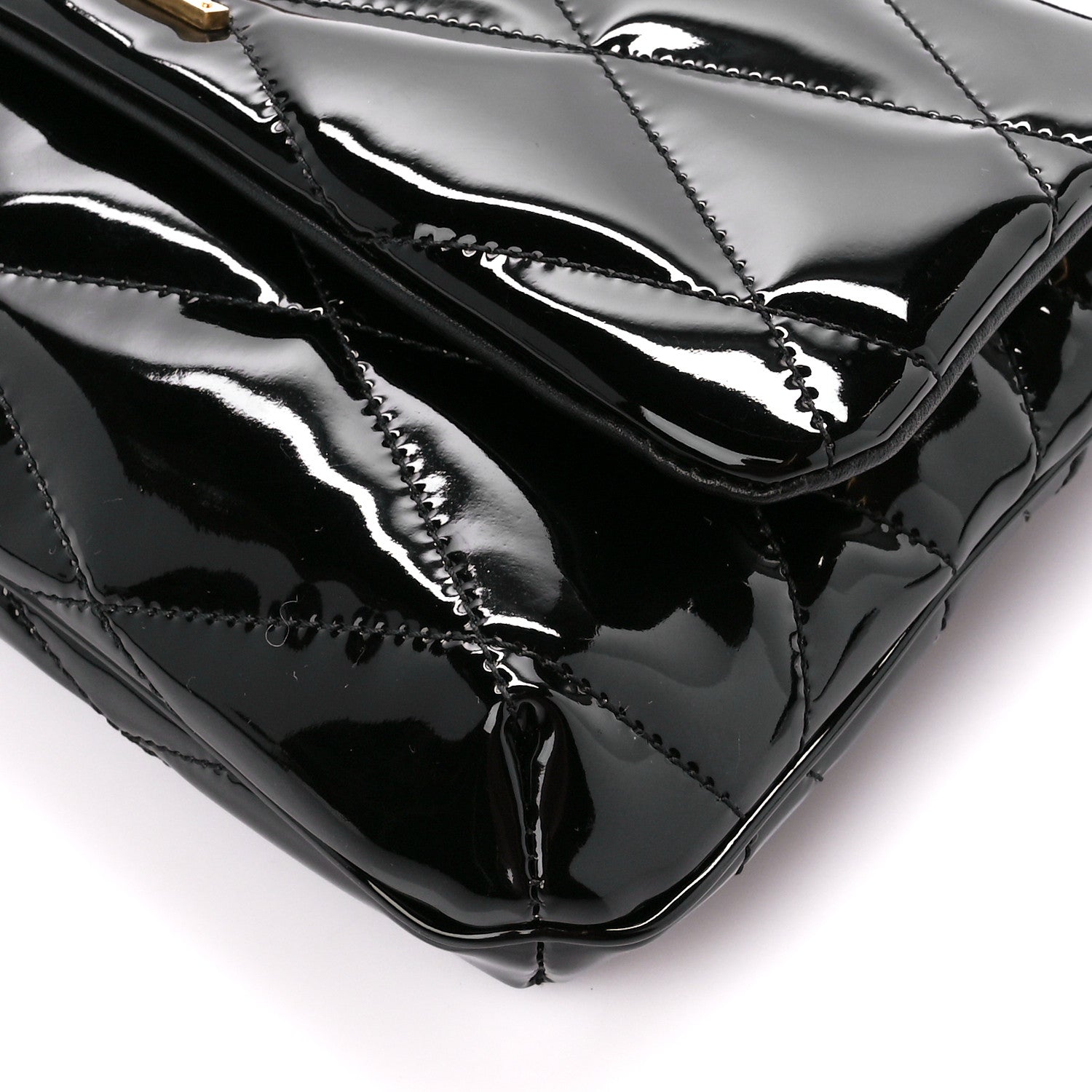 Saint Laurent Patent Quilted Le 57 Diamond Shoulder Bag Black 10 of 10