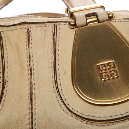 Givenchy Wrinkled Lambskin Medium Nightingale Beige 12 of 30