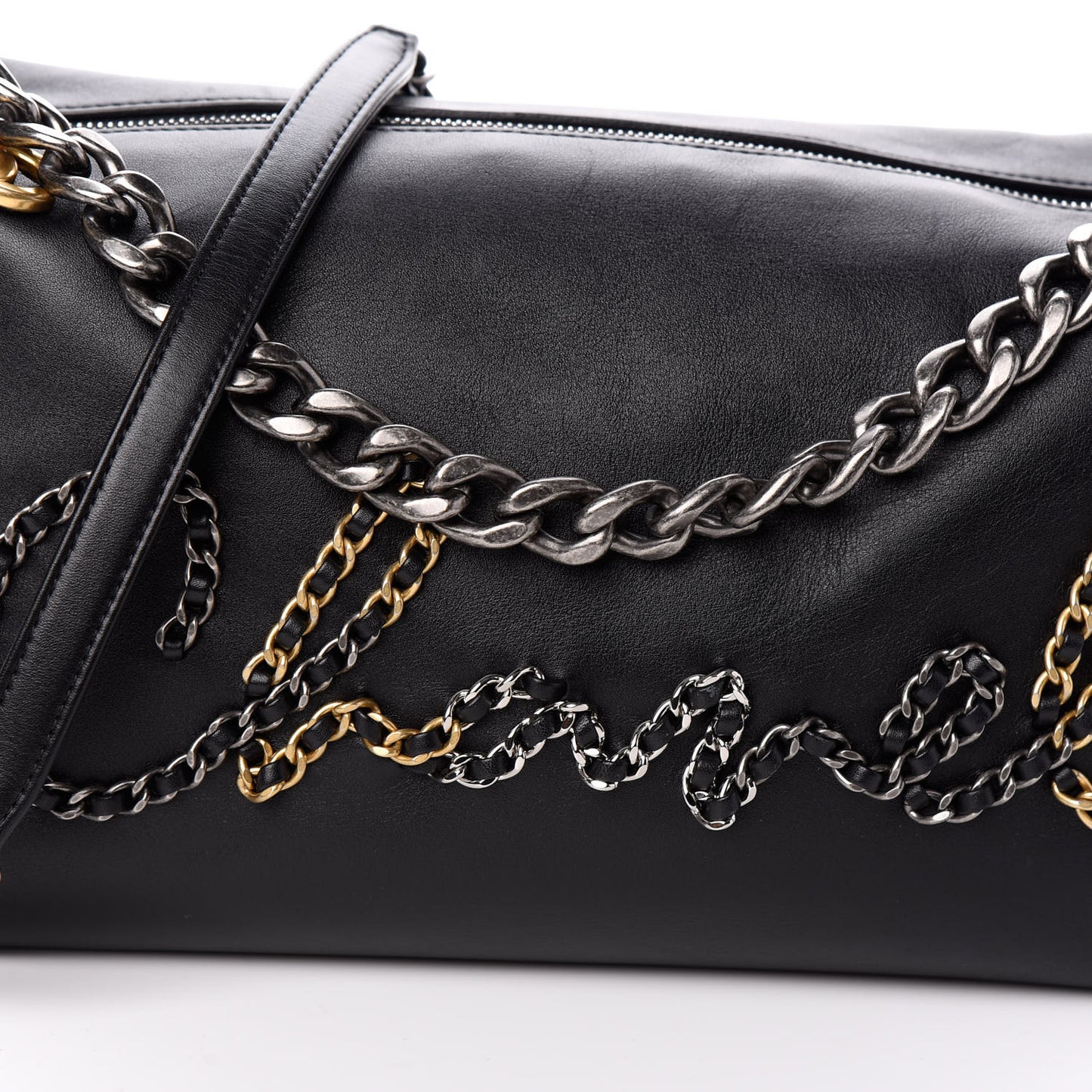 Calfskin Chain 20s Signature Hobo Black