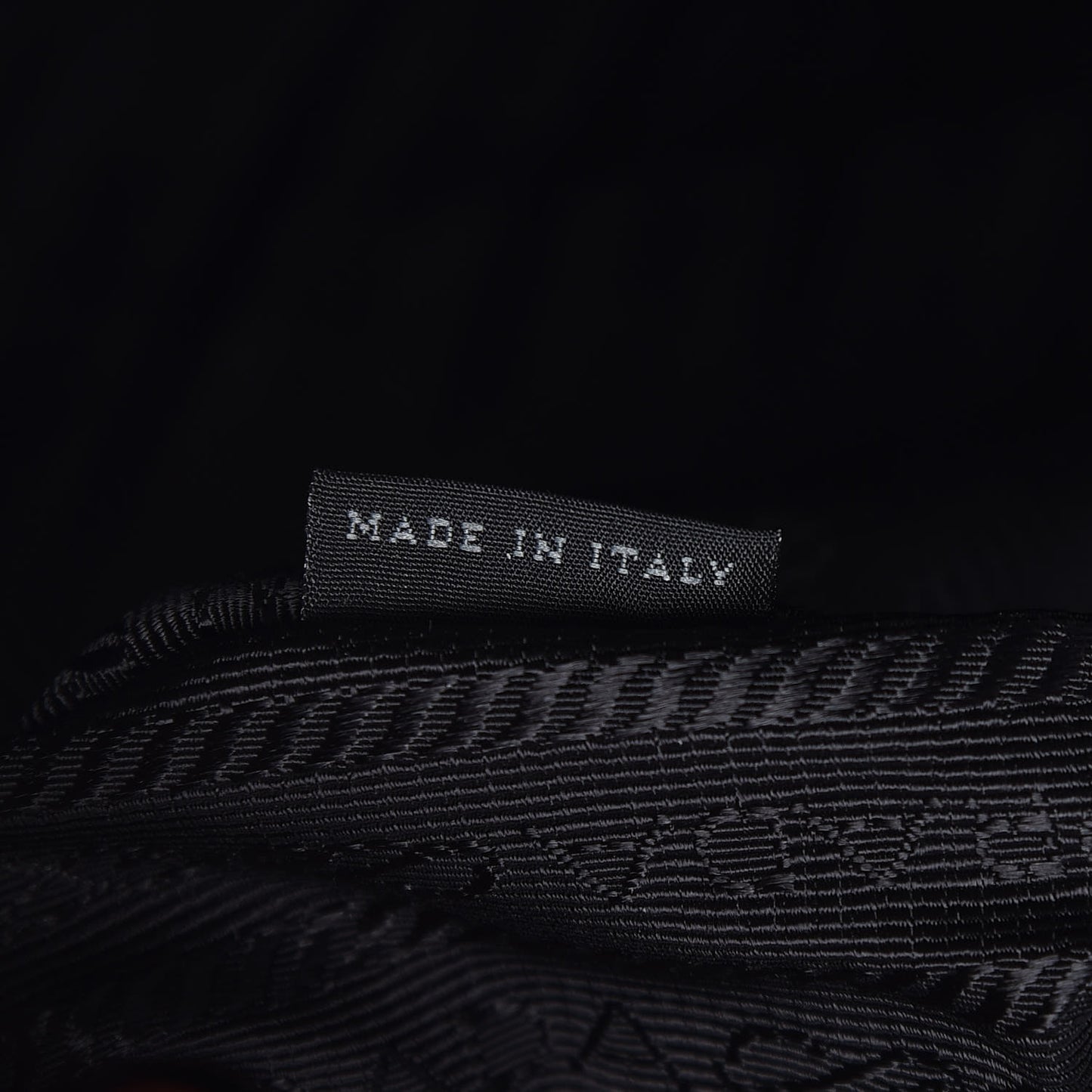 Tessuto Nylon Flat Messenger Bag Black