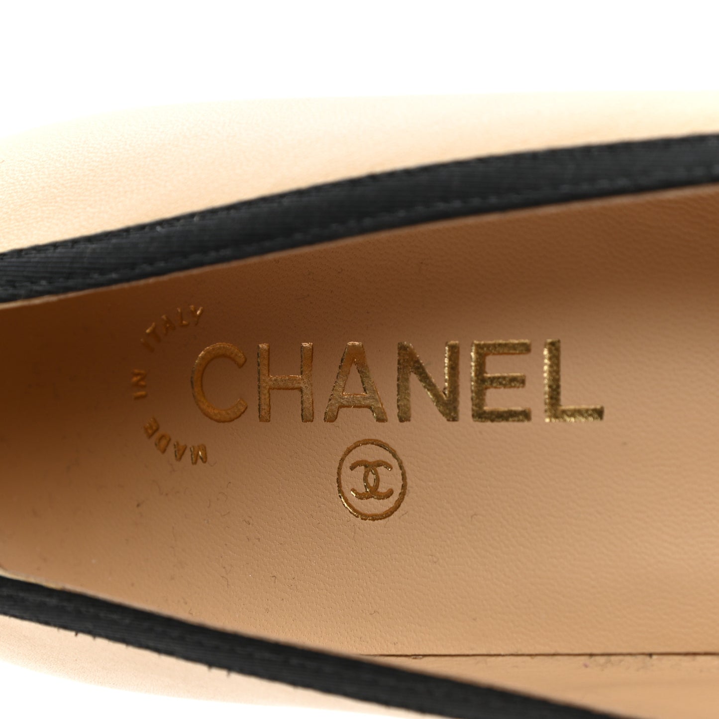 Lambskin Grosgrain Cap Toe CC Pumps 41 Beige Black
