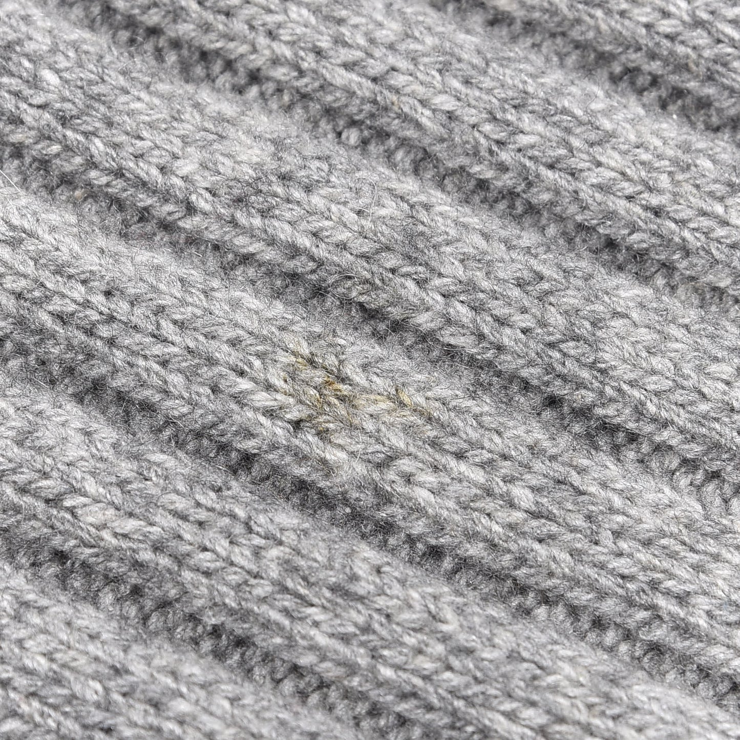 Cashmere Camellia Fringe Scarf Grey
