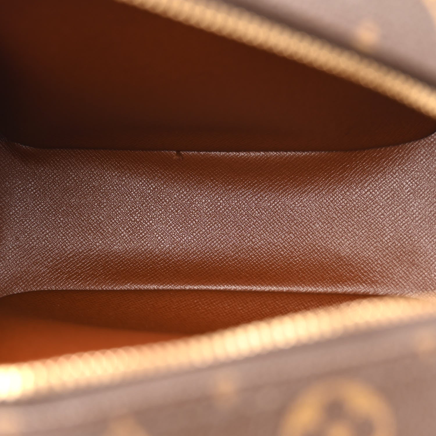 Louis Vuitton Monogram Blois 5 of 13