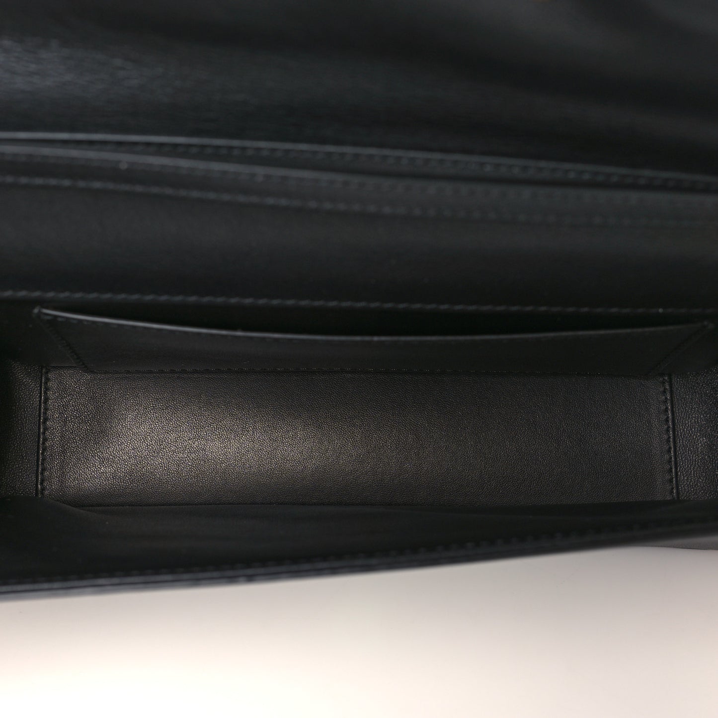 Calfskin Vlogo Loco Shoulder Bag Black
