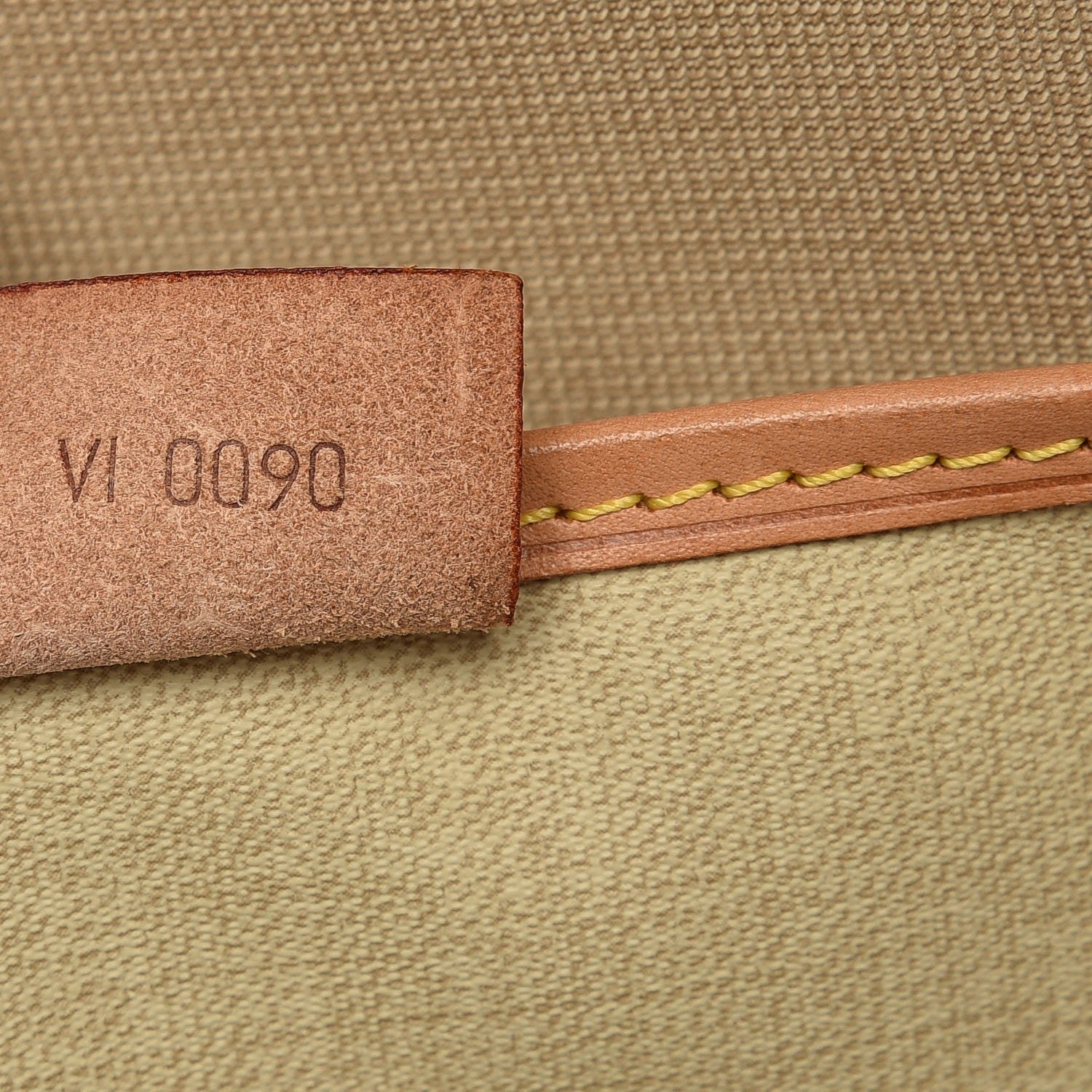 Louis Vuitton Monogram Excursion Shoe Bag 10 of 15