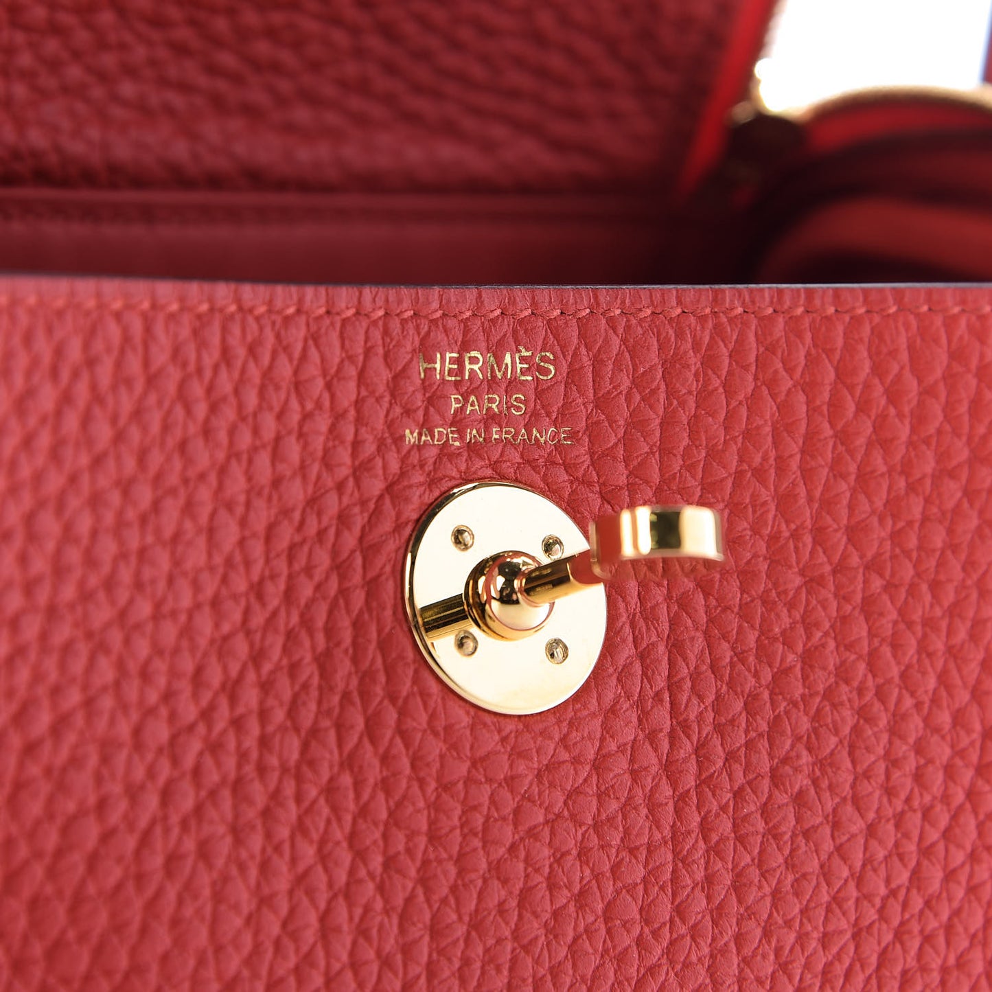 Taurillon Clemence Mini Lindy 20 Rouge De Coeur