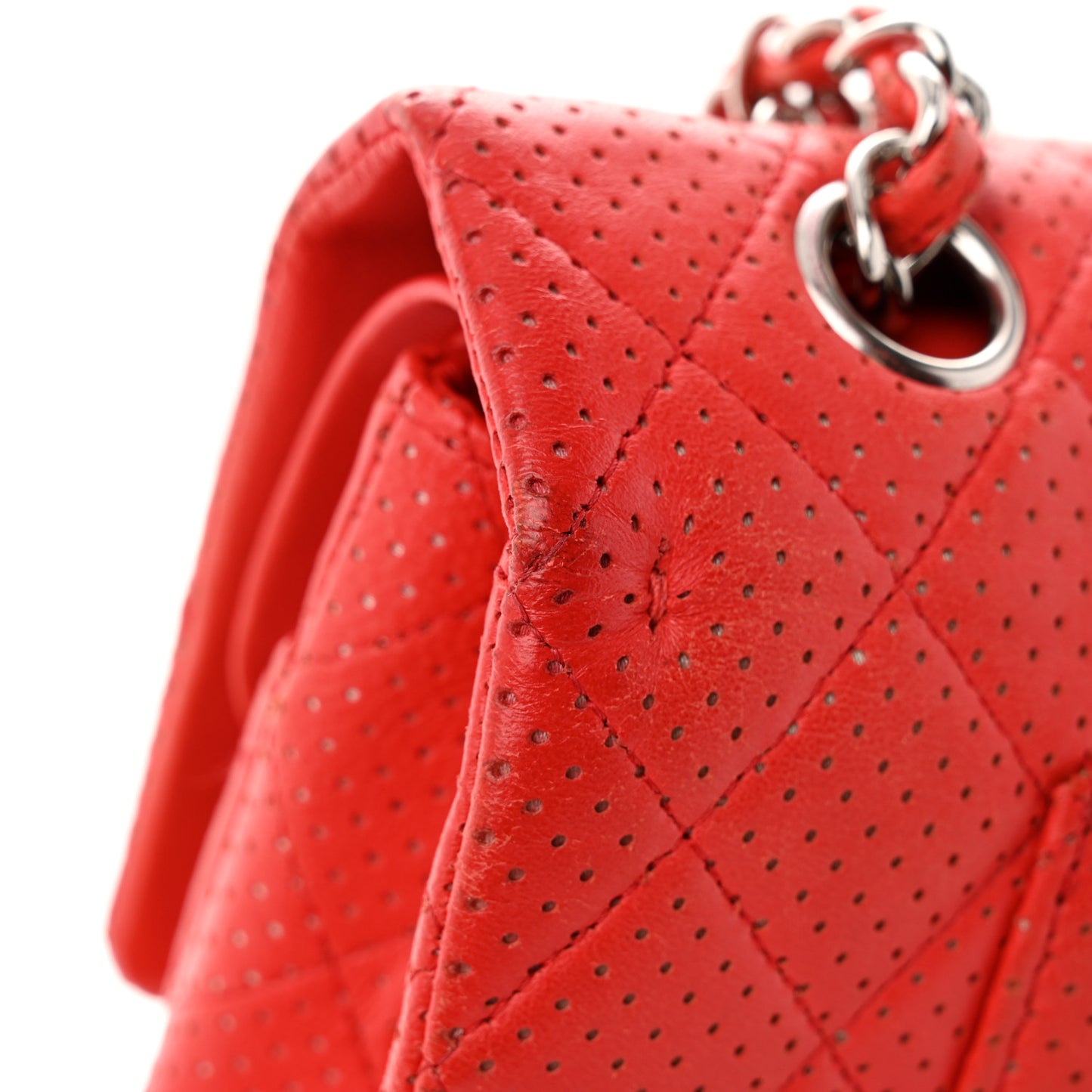 Lambskin Perforated Medium Double Flap Red