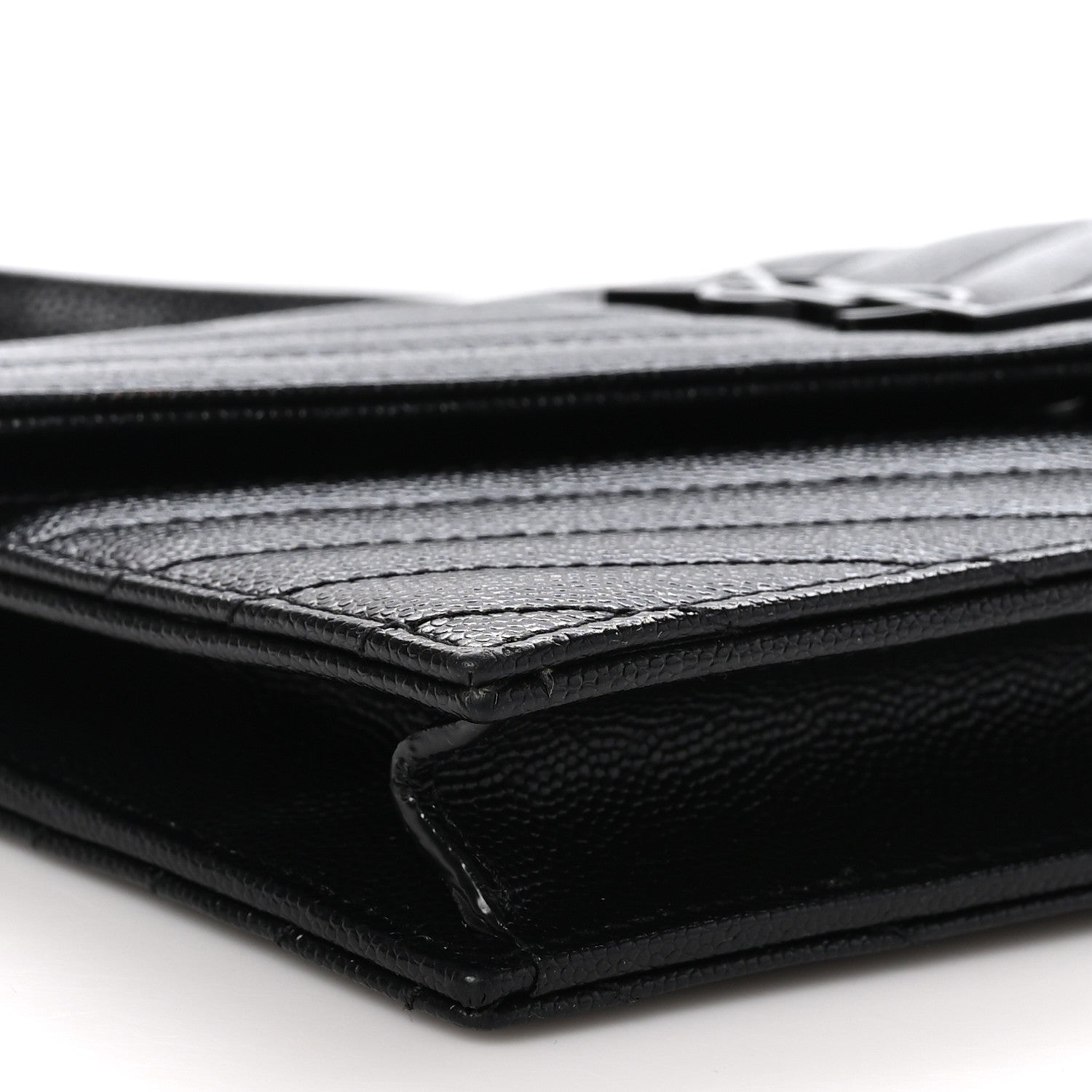 Saint Laurent Grain De Poudre Matelasse Chevron Monogram Monochrome Envelope Chain Wallet Black 9 of 10