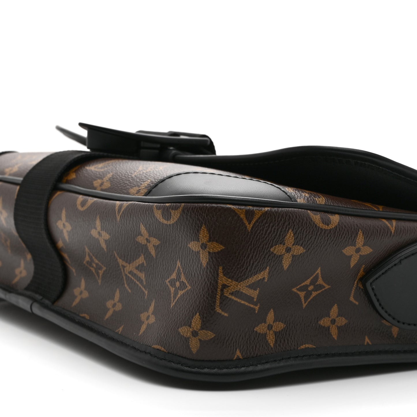 Monogram Macassar Archy Messenger MM