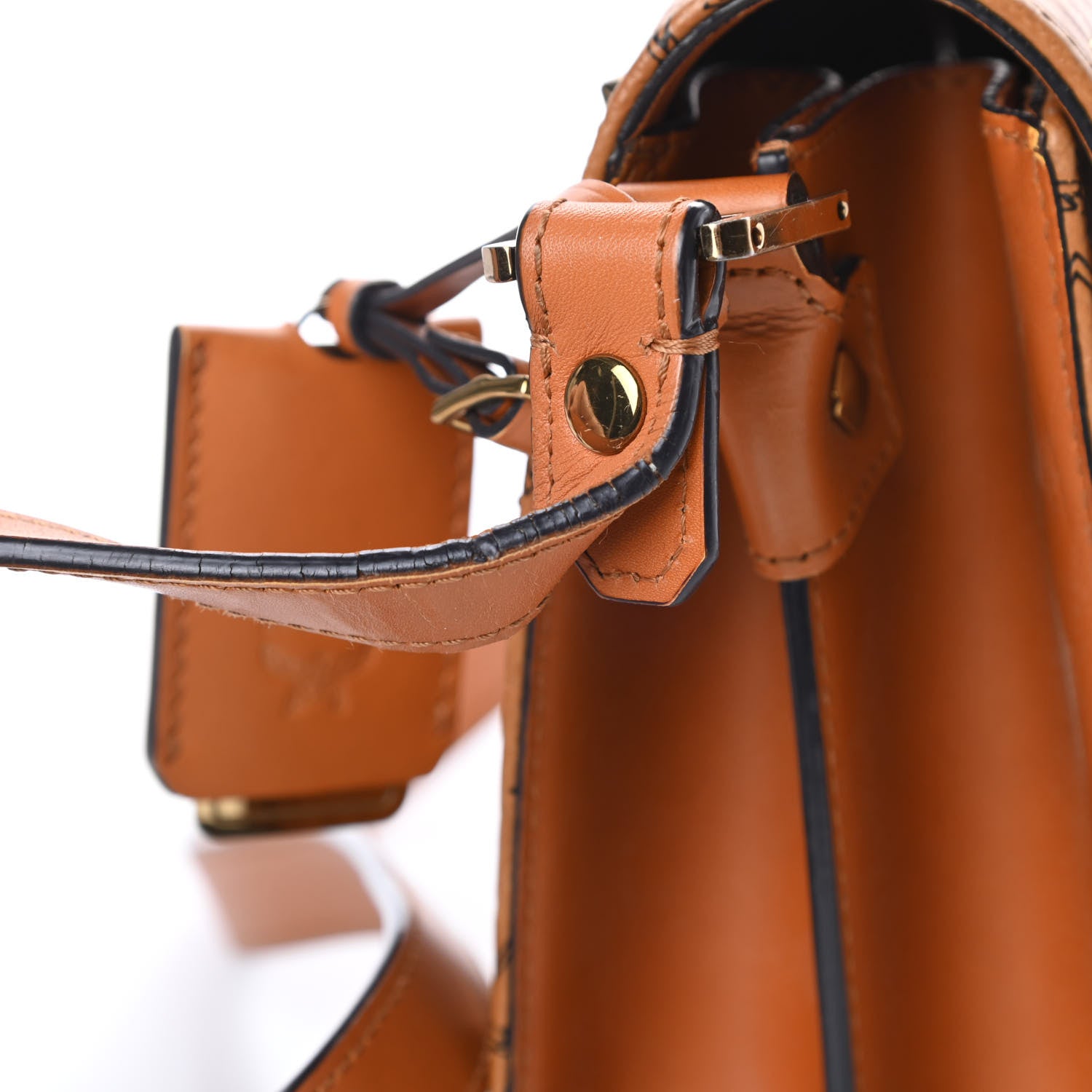 MCM Visetos Studded Victory Patch Patricia Shoulder Bag Cognac 16 of 19