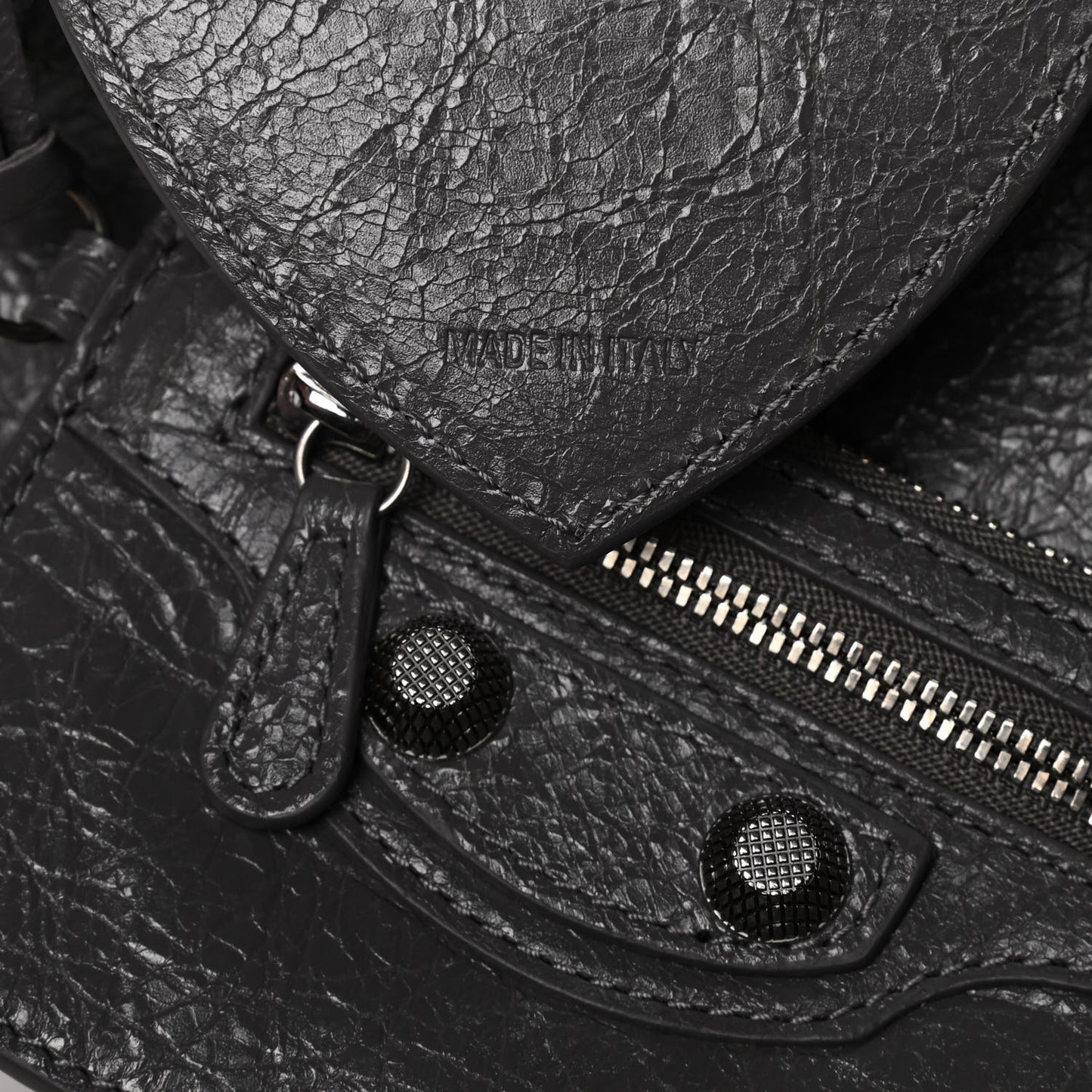 Agneau Arena Le Cagole Shoulder Bag XS Dark Grey