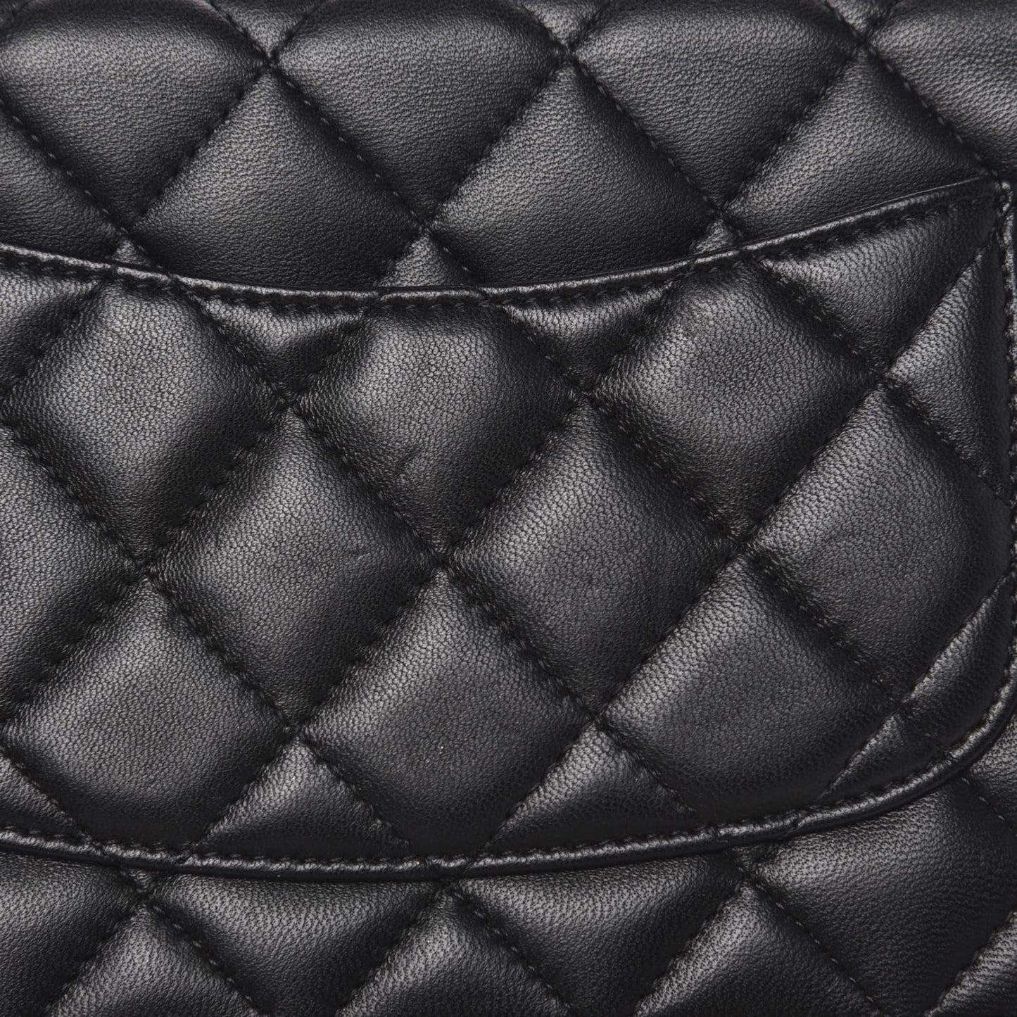 Lambskin Quilted Wallet On Chain WOC Black