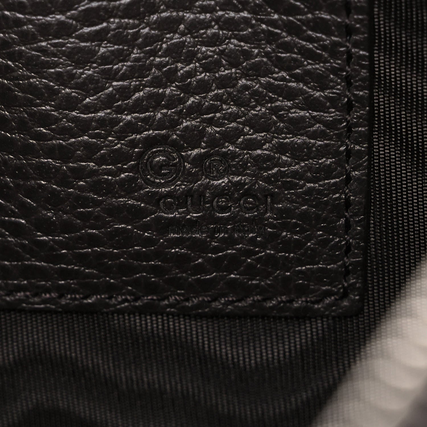 Gucci Grained Calfskin Zip Wristlet Pouch Black 8 of 11