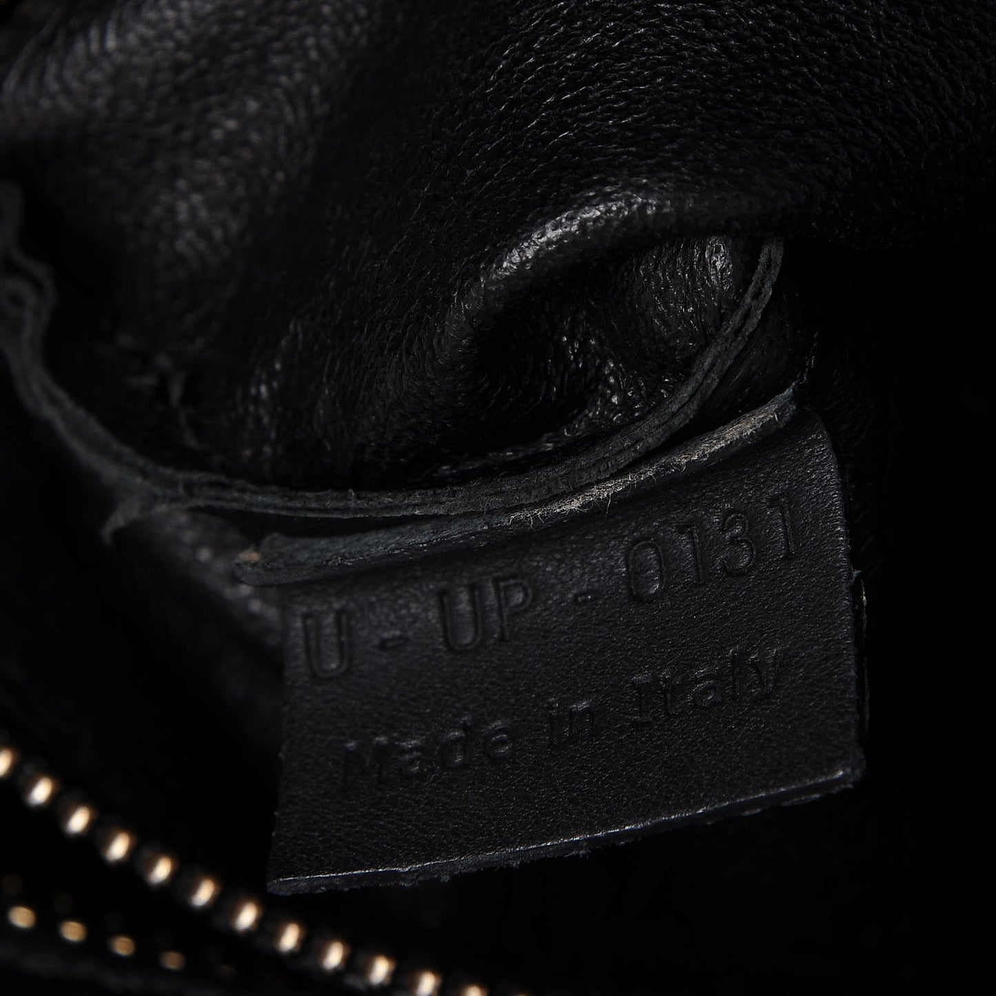 Smooth Calfskin Medium Luggage Black