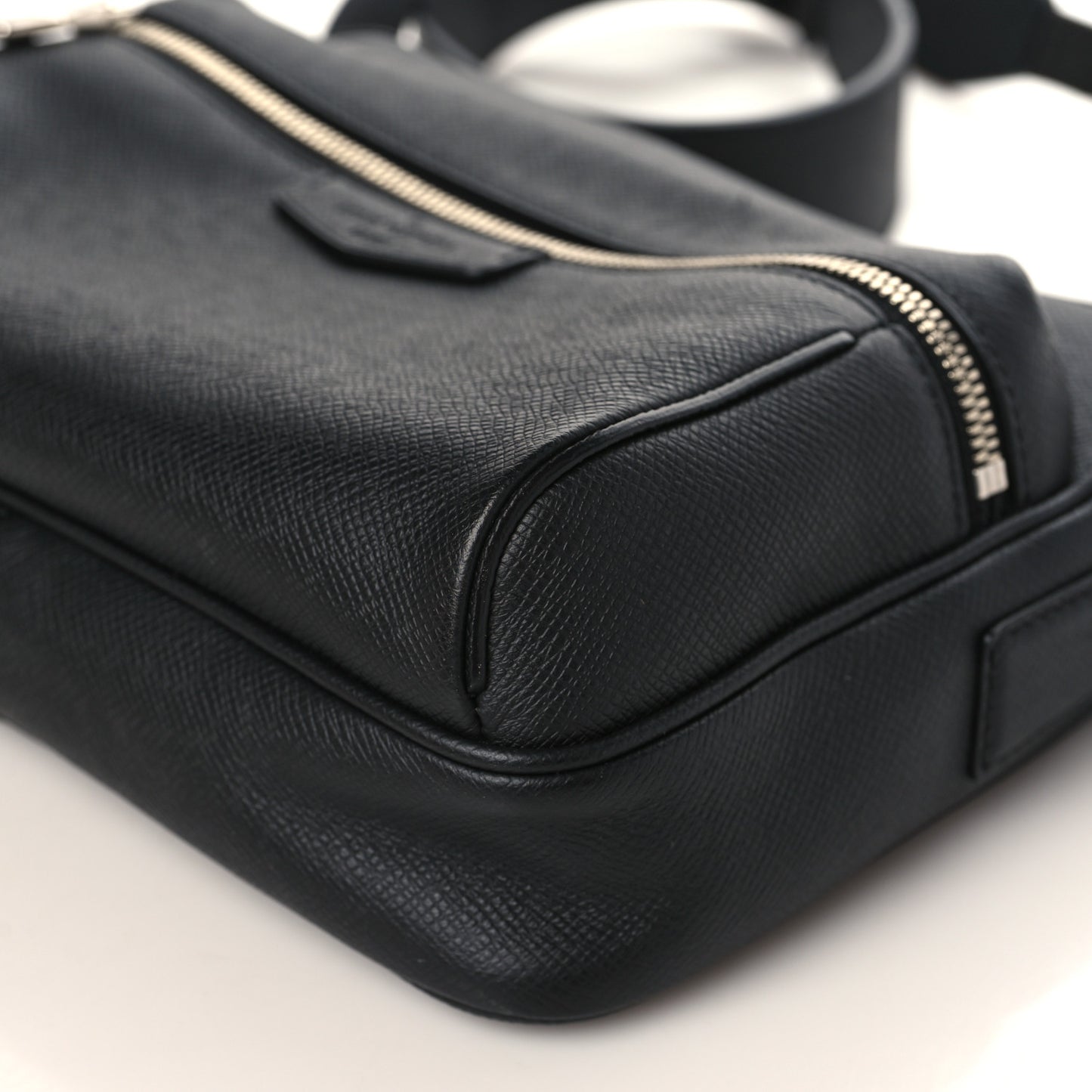 Taiga Outdoor Messenger PM Black