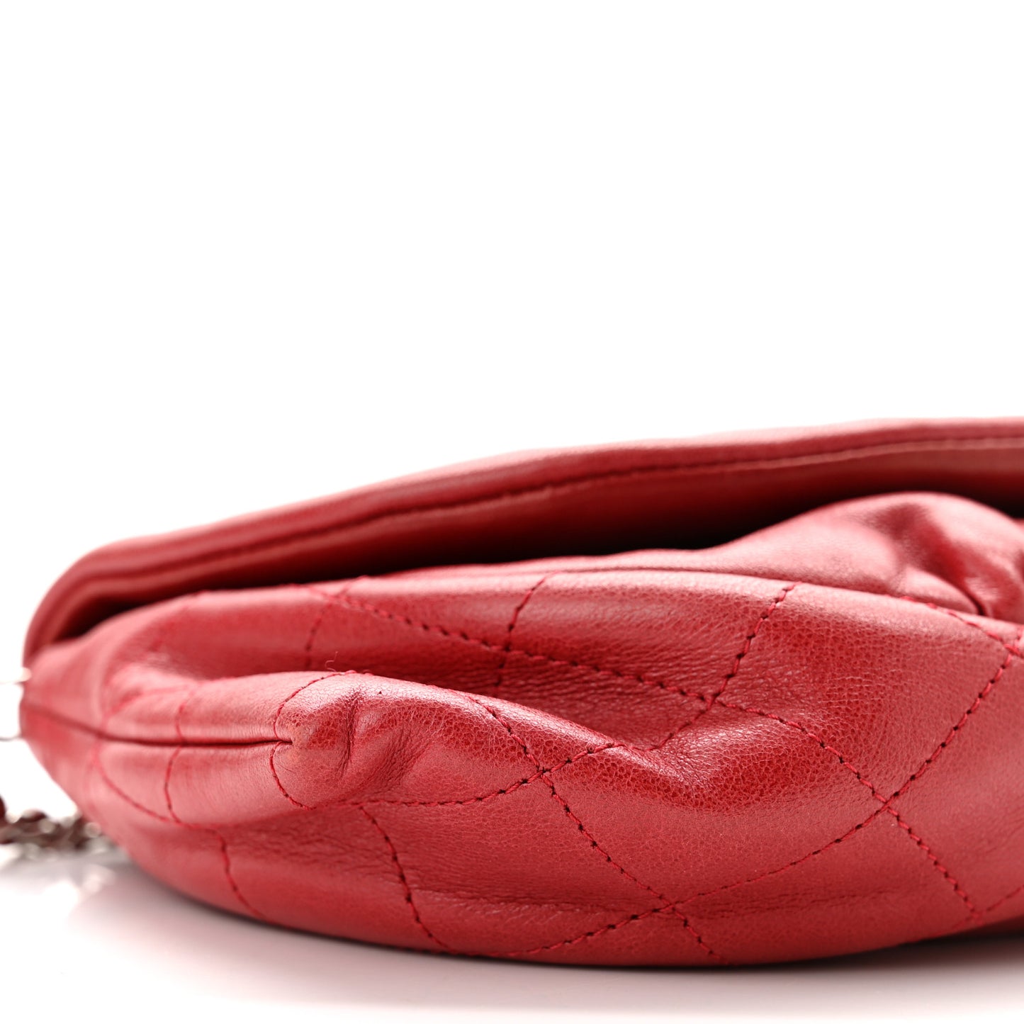 Lambskin Half Moon Wallet On Chain WOC Red