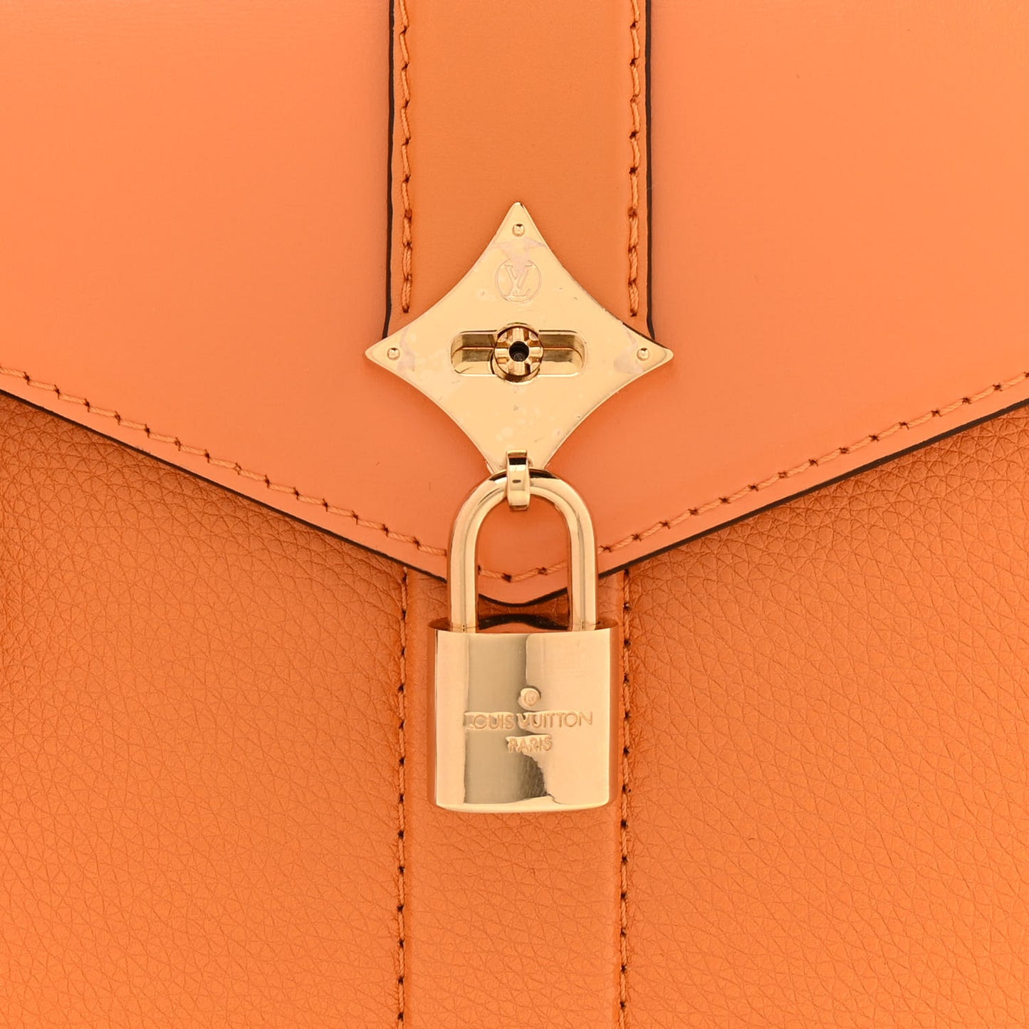 Grained Smooth Calfskin Rose Des Vents PM Amaretto