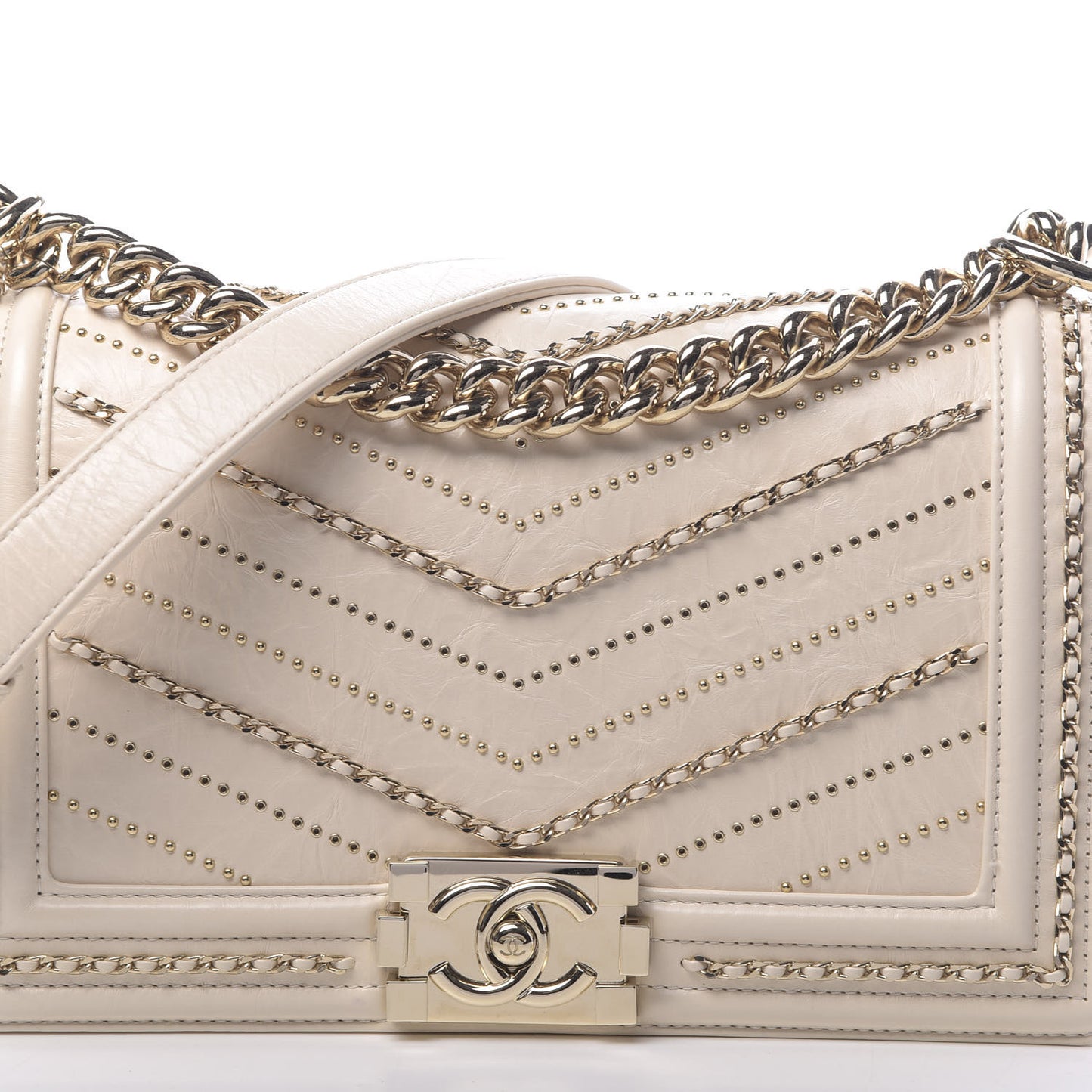 Crumpled Calfskin Chevron Medium Chain Boy Flap Ivory
