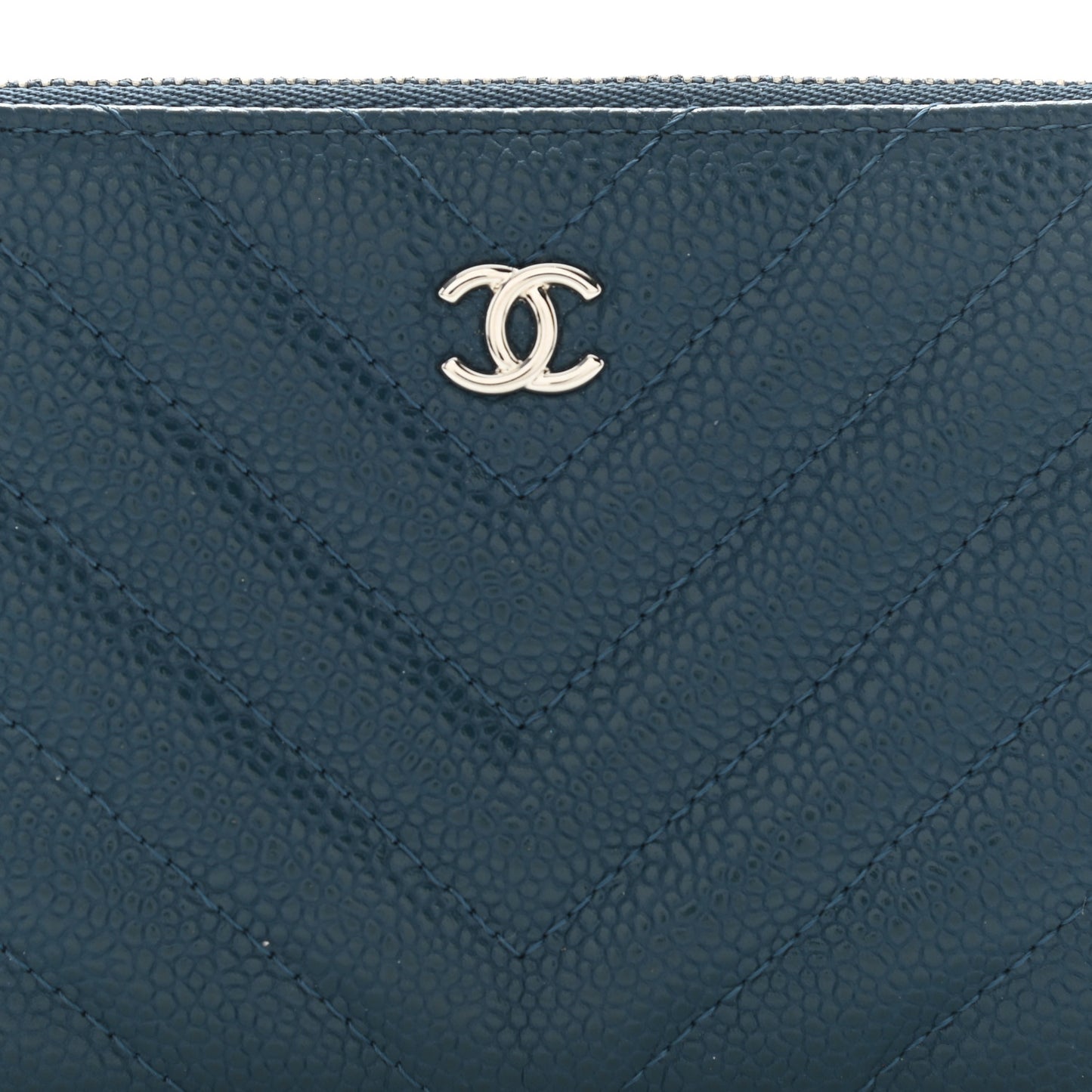 Caviar Chevron Quilted Small Cosmetic Case Blue
