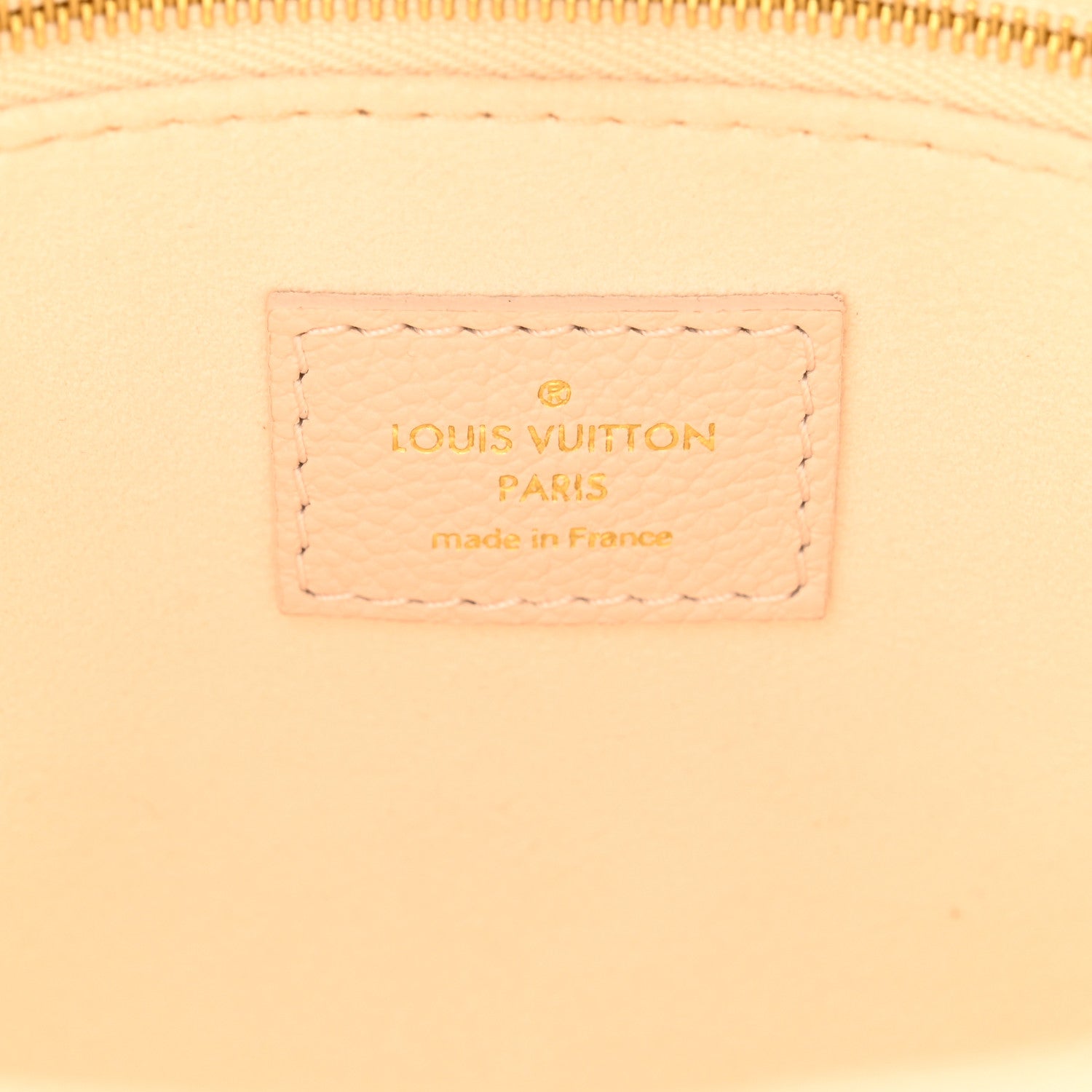 Louis Vuitton Empreinte Monogram Giant By The Pool Onthego PM Neutral Gradient 7 of 9