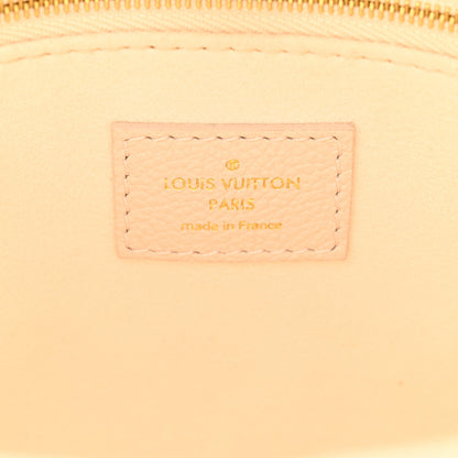 Louis Vuitton Empreinte Monogram Giant By The Pool Onthego PM Neutral Gradient 7 of 9