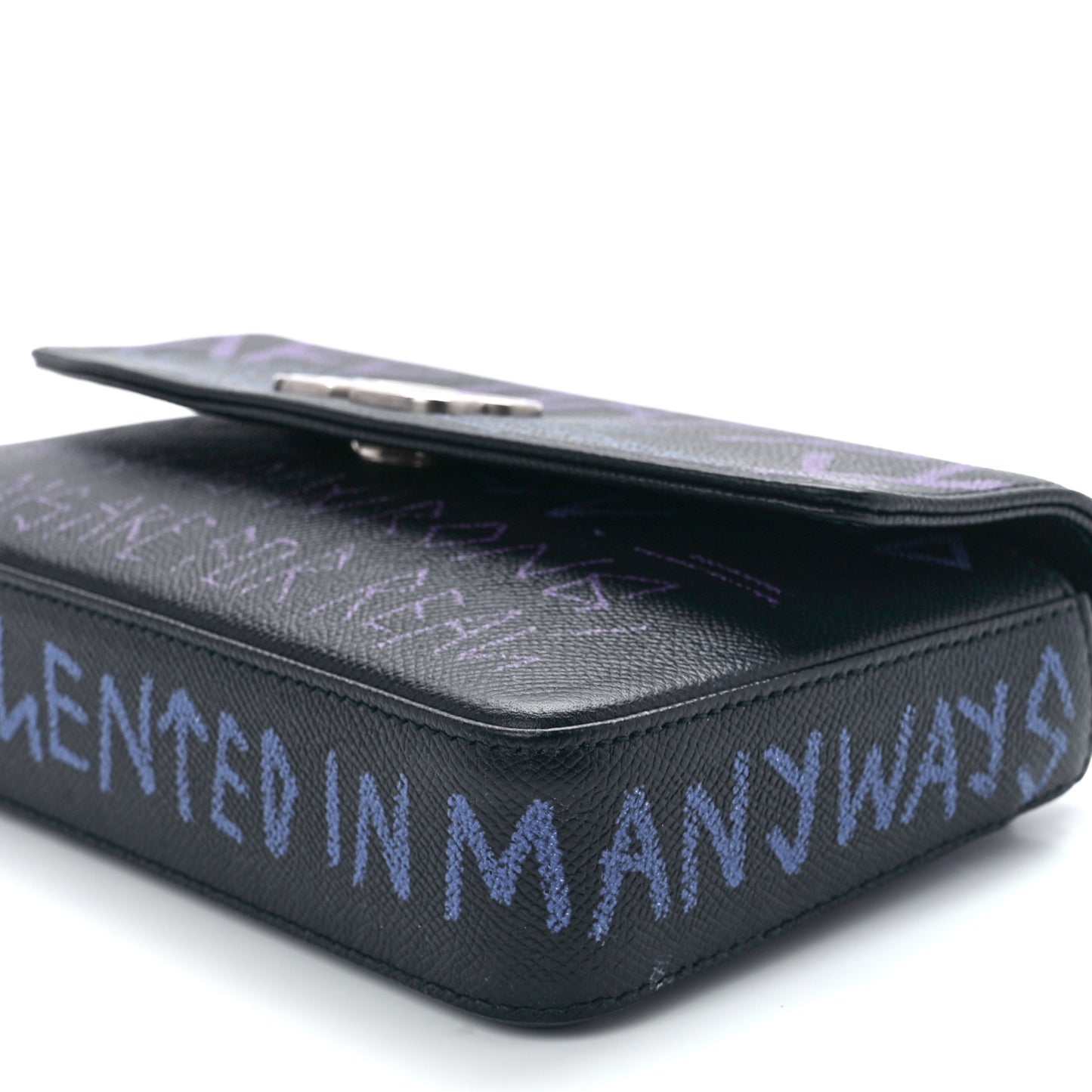 Grained Calfskin Graffiti BB Chain Wallet Black Bleu Violet