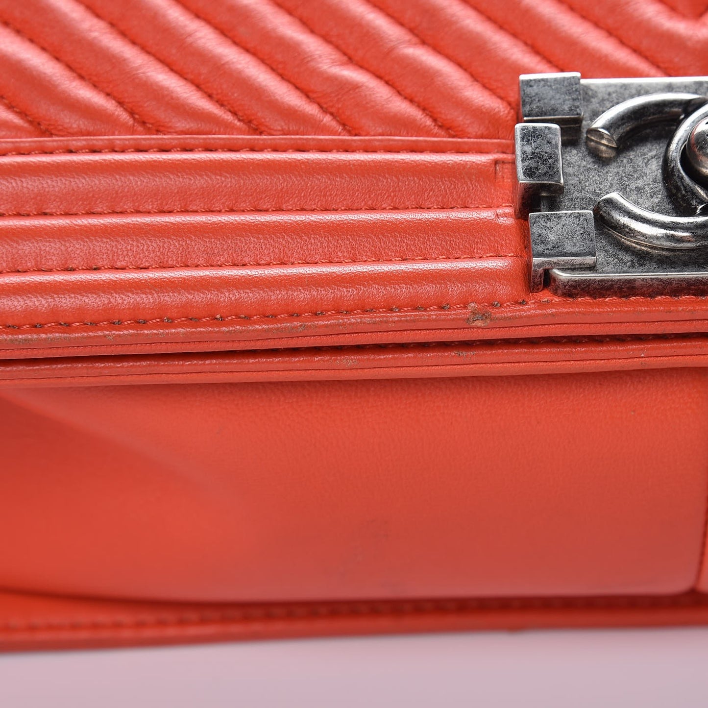 Wrinkled Lambskin Chevron Quilted Medium Boy Flap Orange