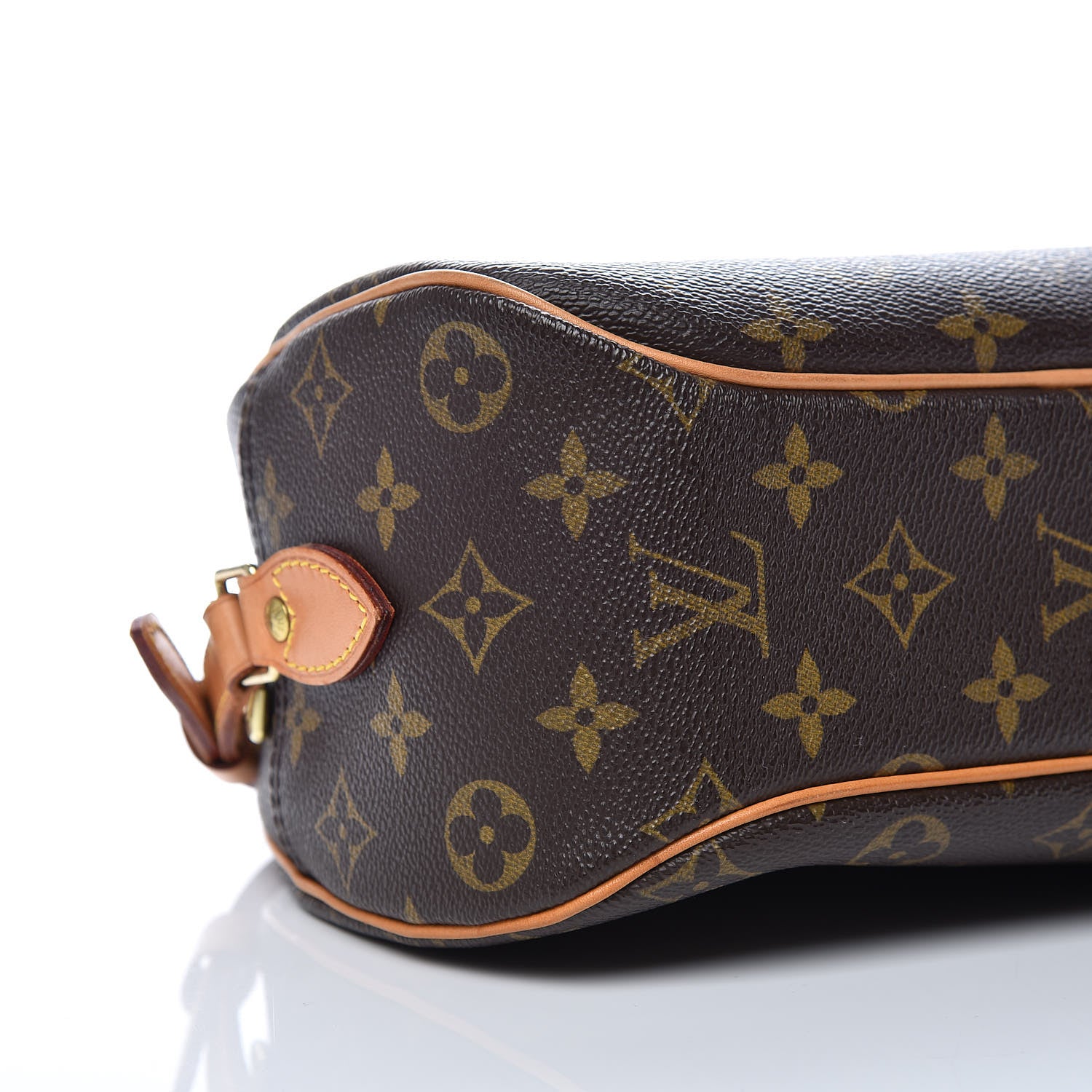 Louis Vuitton Monogram Blois 5 of 13
