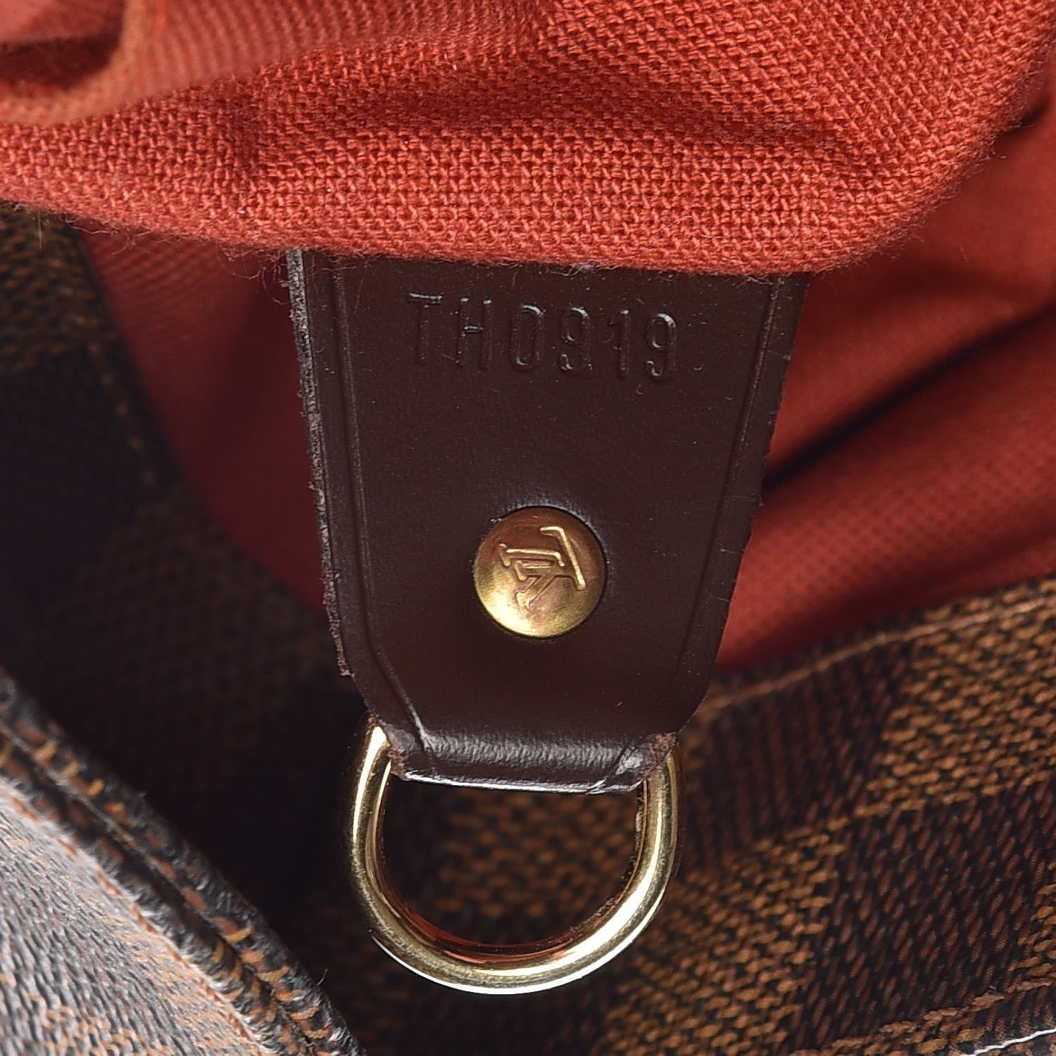 Louis Vuitton Damier Ebene Broadway Messenger Bag 7 of 10