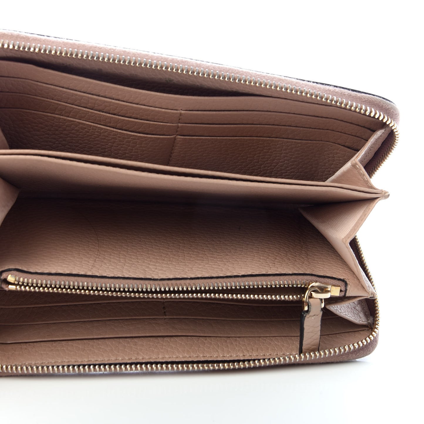 Pebbled Calfskin Rockstud Zip Around Wallet Poudre