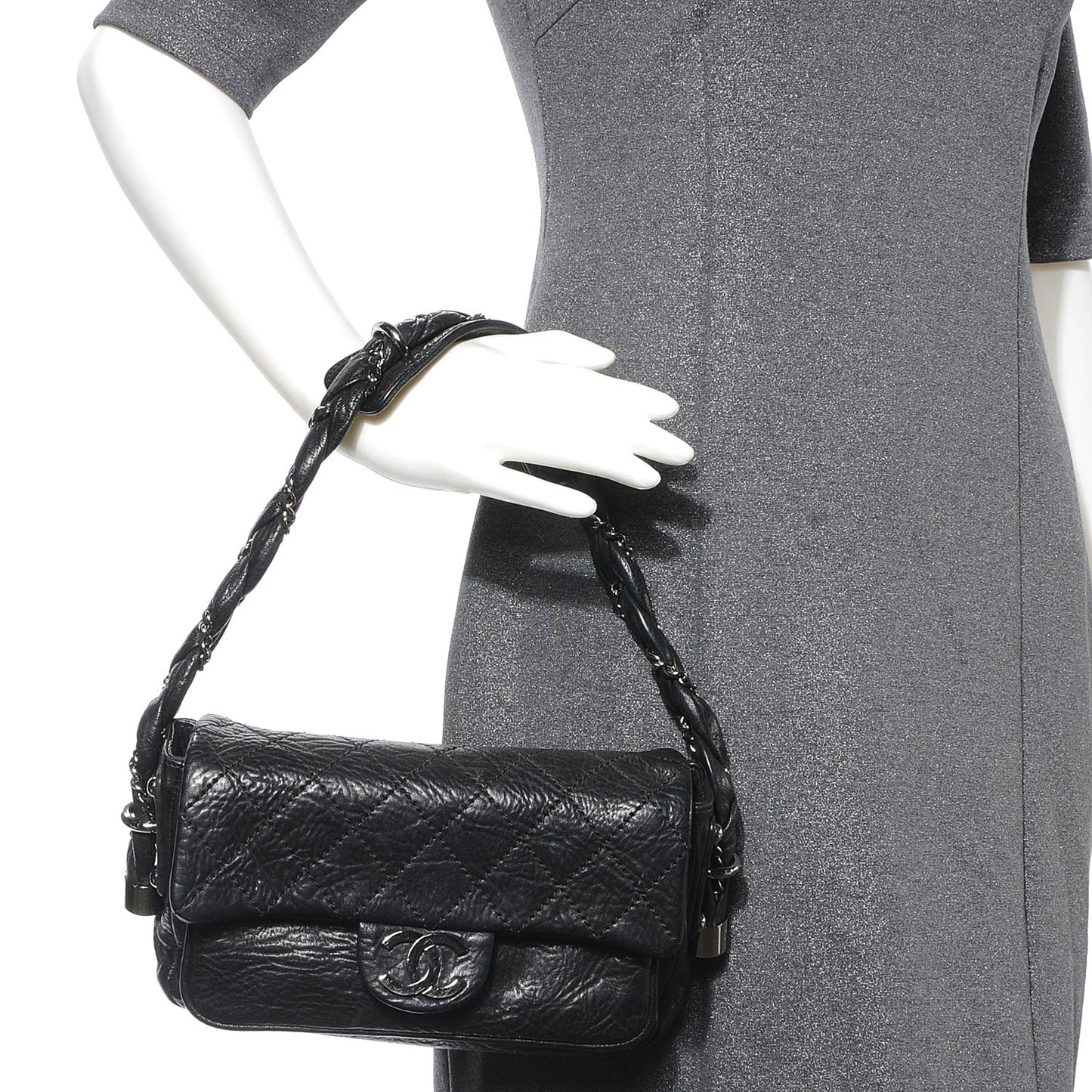 Distressed Lambskin Lady Braid Flap Black