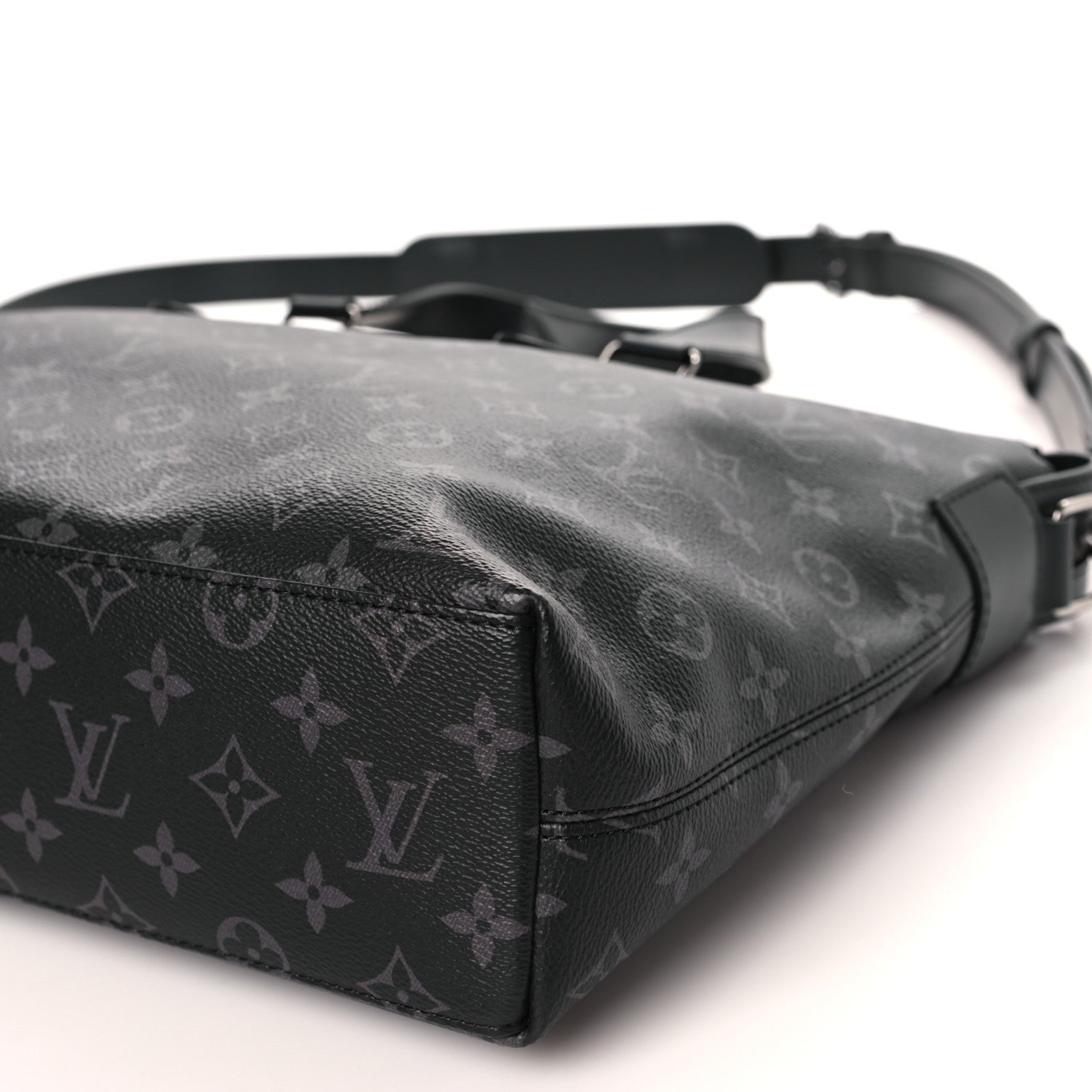 Louis Vuitton Monogram Eclipse Explorer Briefcase 1286632 Louis Vuitton Monogram Eclipse Explorer Briefcase 1286632
