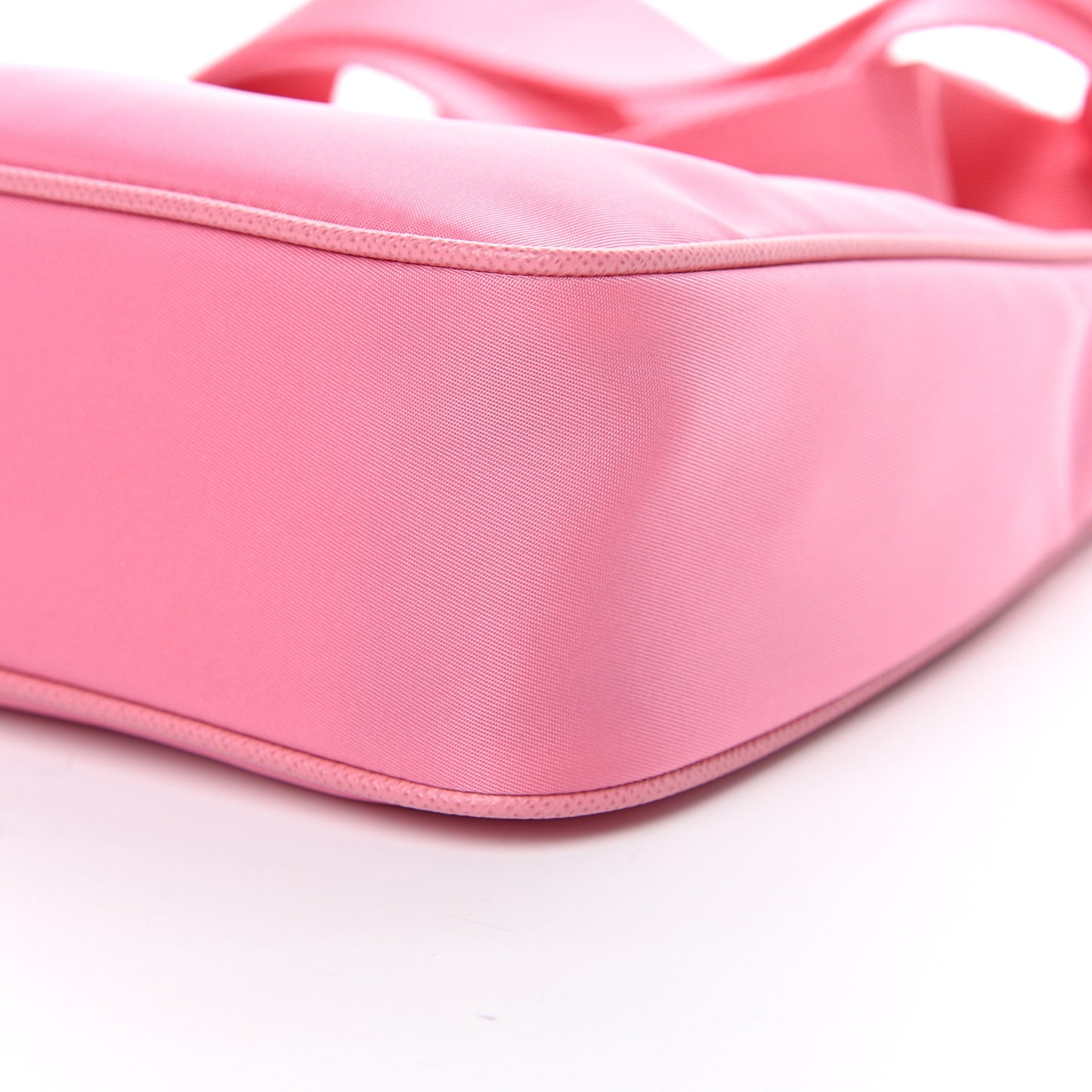 Nylon Re-Edition 2005 Shoulder Bag Begonia