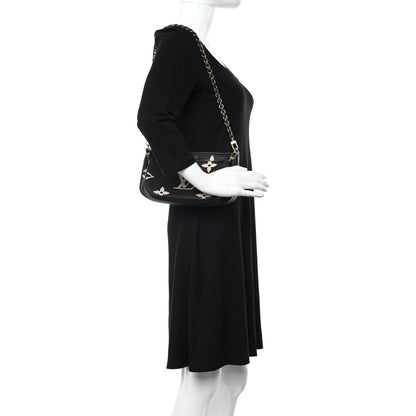 Louis Vuitton Empreinte Monogram Giant Multi Pochette Accessories Black Beige 2 of 11