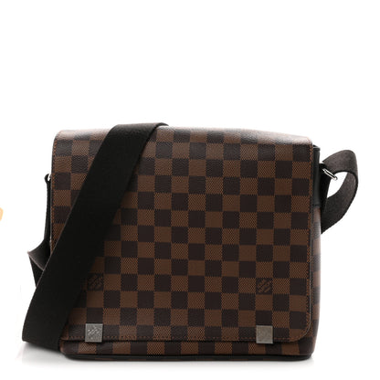 Louis Vuitton Damier Ebene District PM 1 of 10