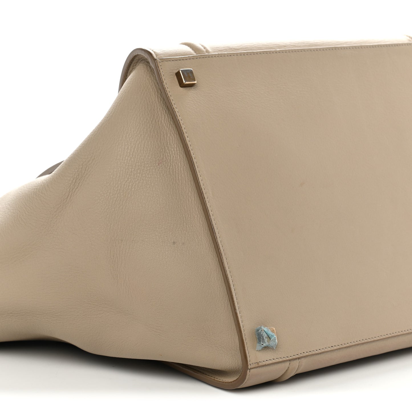 Grained Calfskin Medium Phantom Luggage Dune