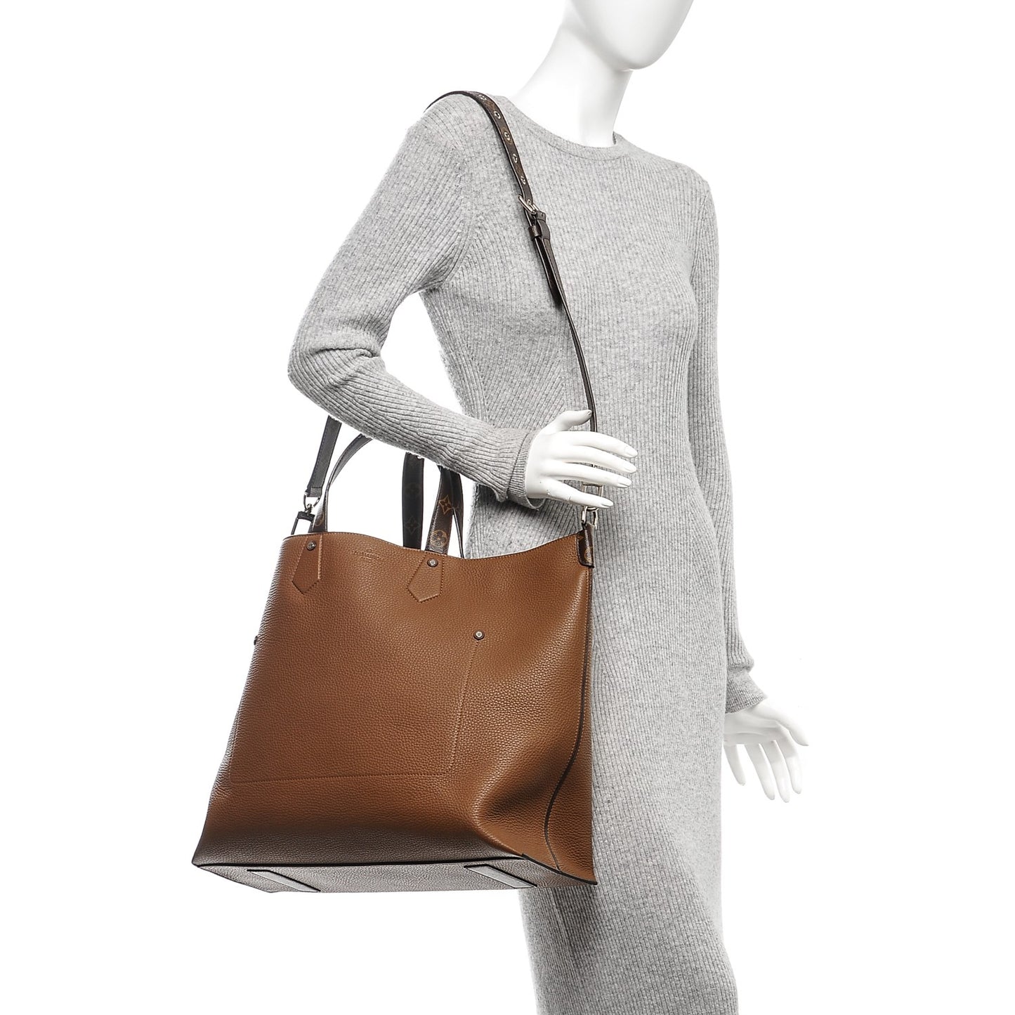 Taurillon Monogram East West Tote Tan