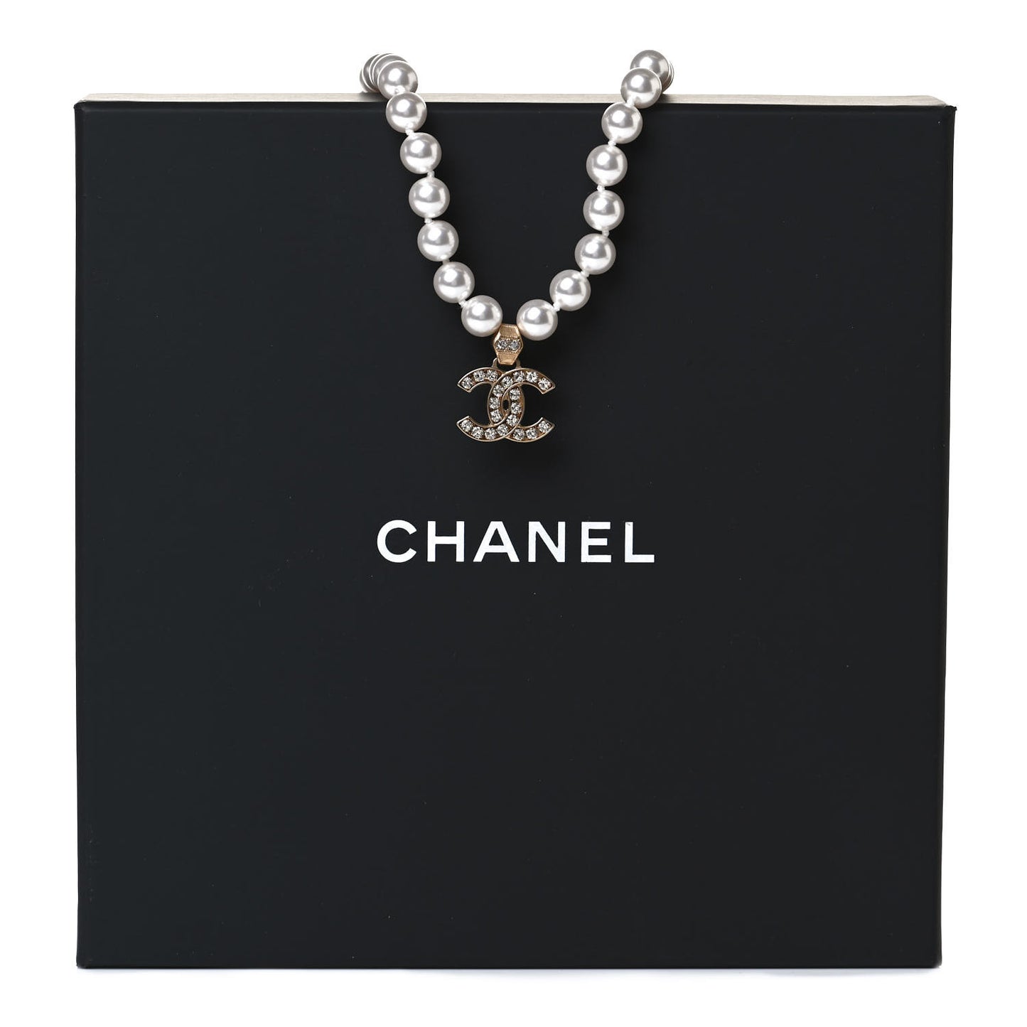 Pearl Crystal CC Short Necklace Gold