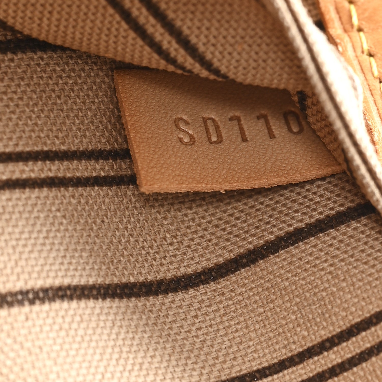 Louis Vuitton Monogram Neo Neverfull MM 9 of 14