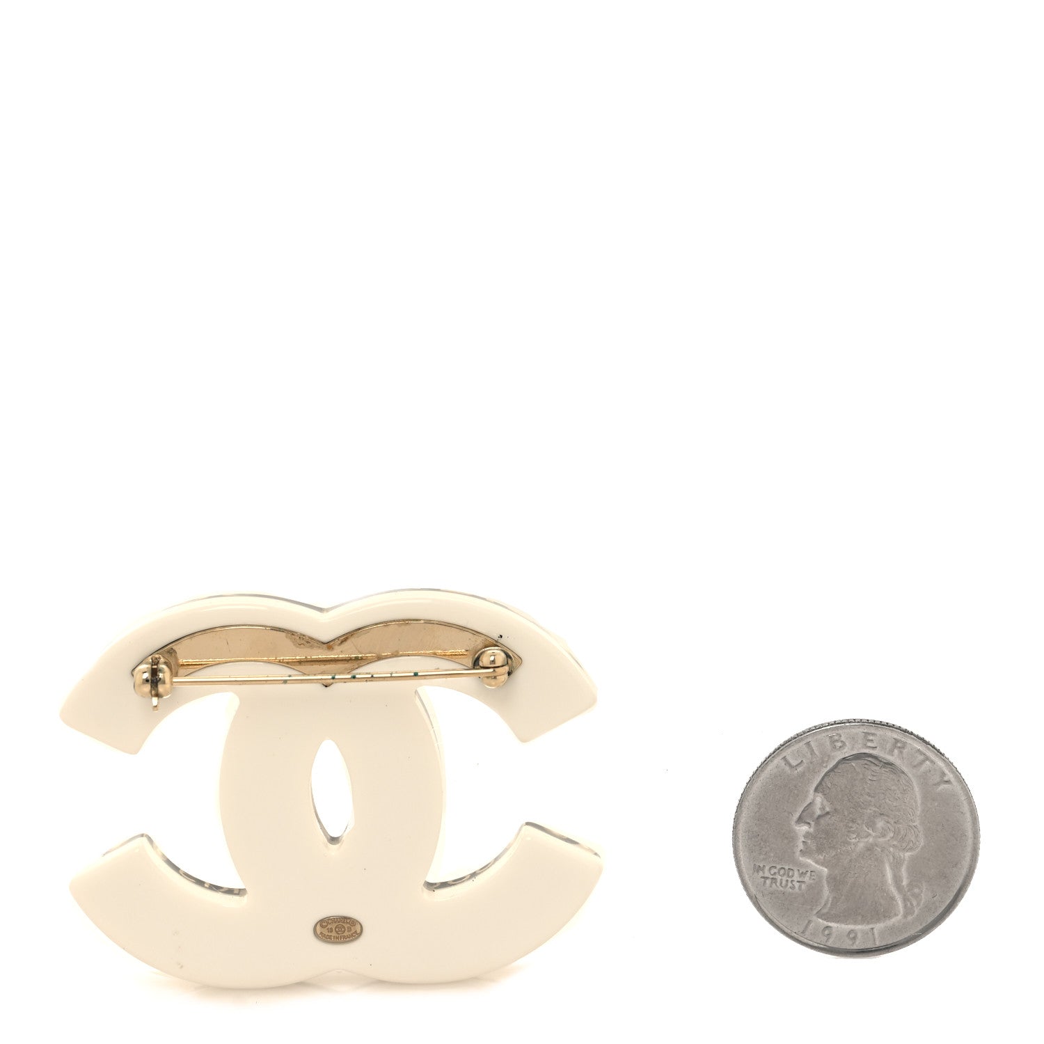 ちえぴー　CHANEL ココマーク Chanel Resin Crystal Chanel Paris Logo CC Brooch Black White Gold