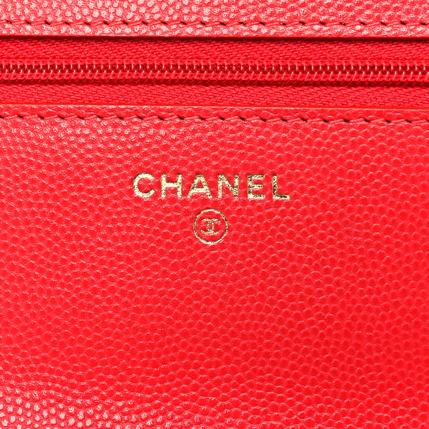 Caviar Quilted Wallet On Chain WOC Red