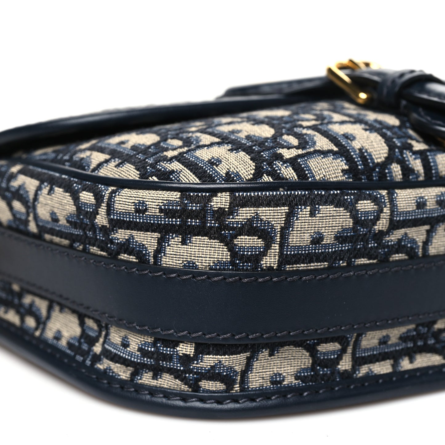 Oblique Medium Bobby Flap Blue