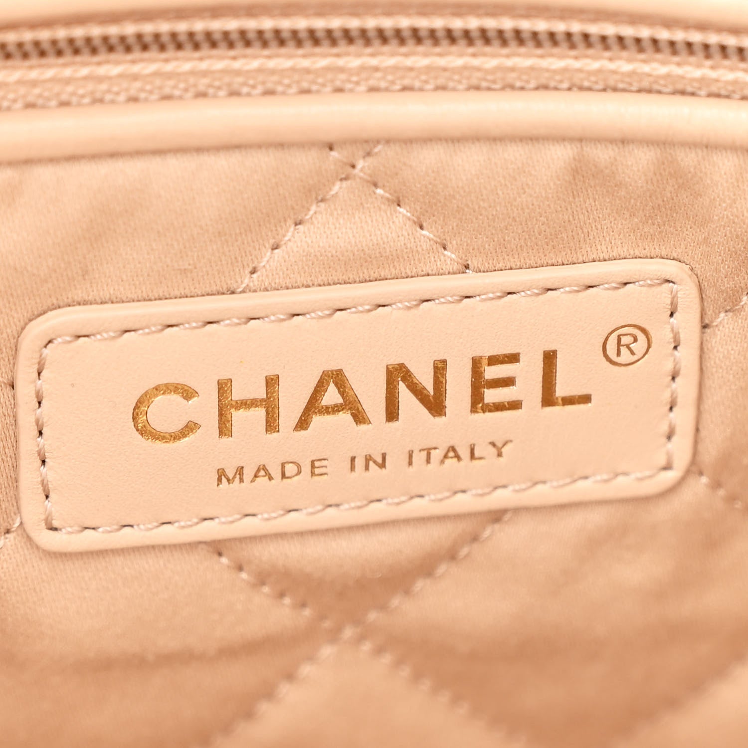 Chanel Shiny Calfskin Quilted Chanel 22 White Black 8 of 12