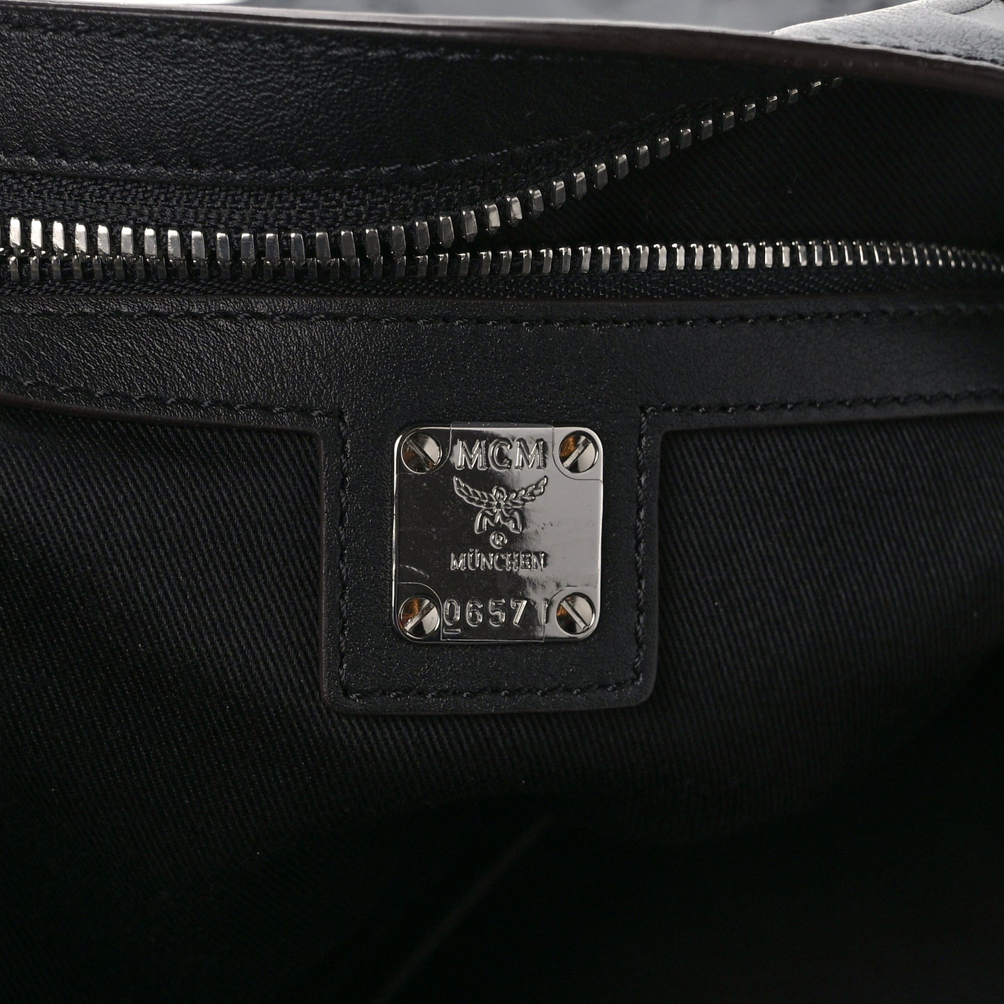 Calfskin Ottomar Large Klara Hobo Black Black