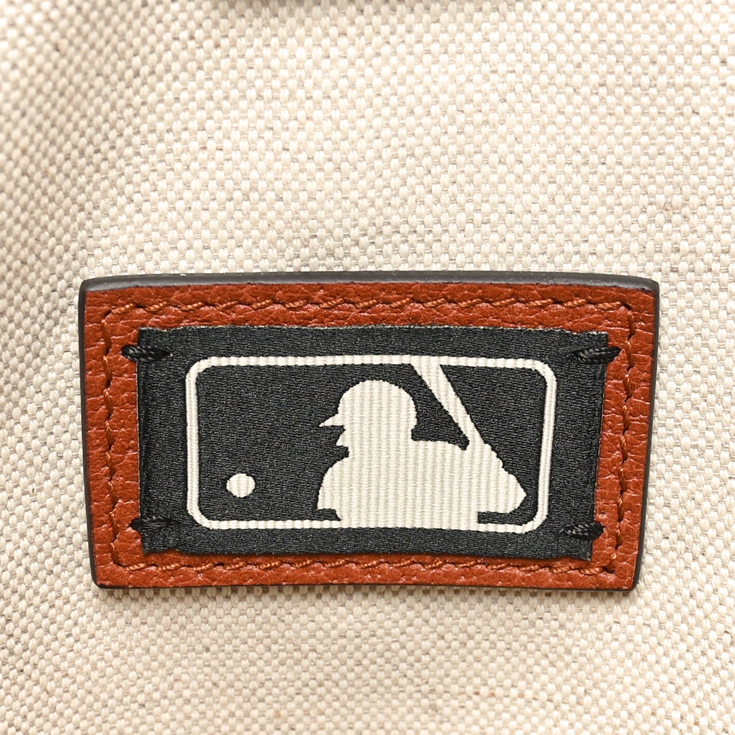 Gucci X MLB GG Monogram NY Yankees Medium Backpack Beige Ruggine Ivory 8 of 11