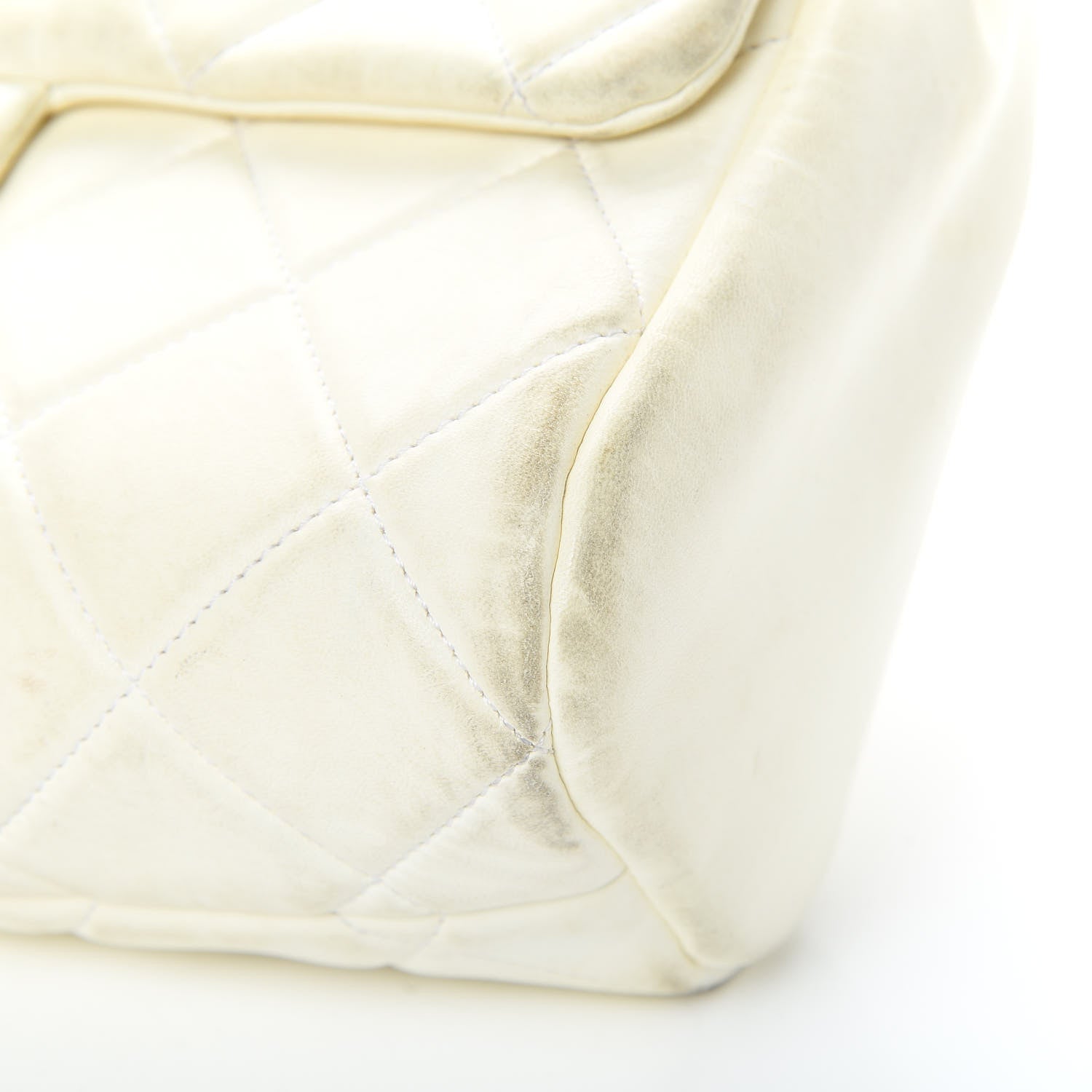 Chanel Lambskin Quilted Large Side-Packs White 17 of 28