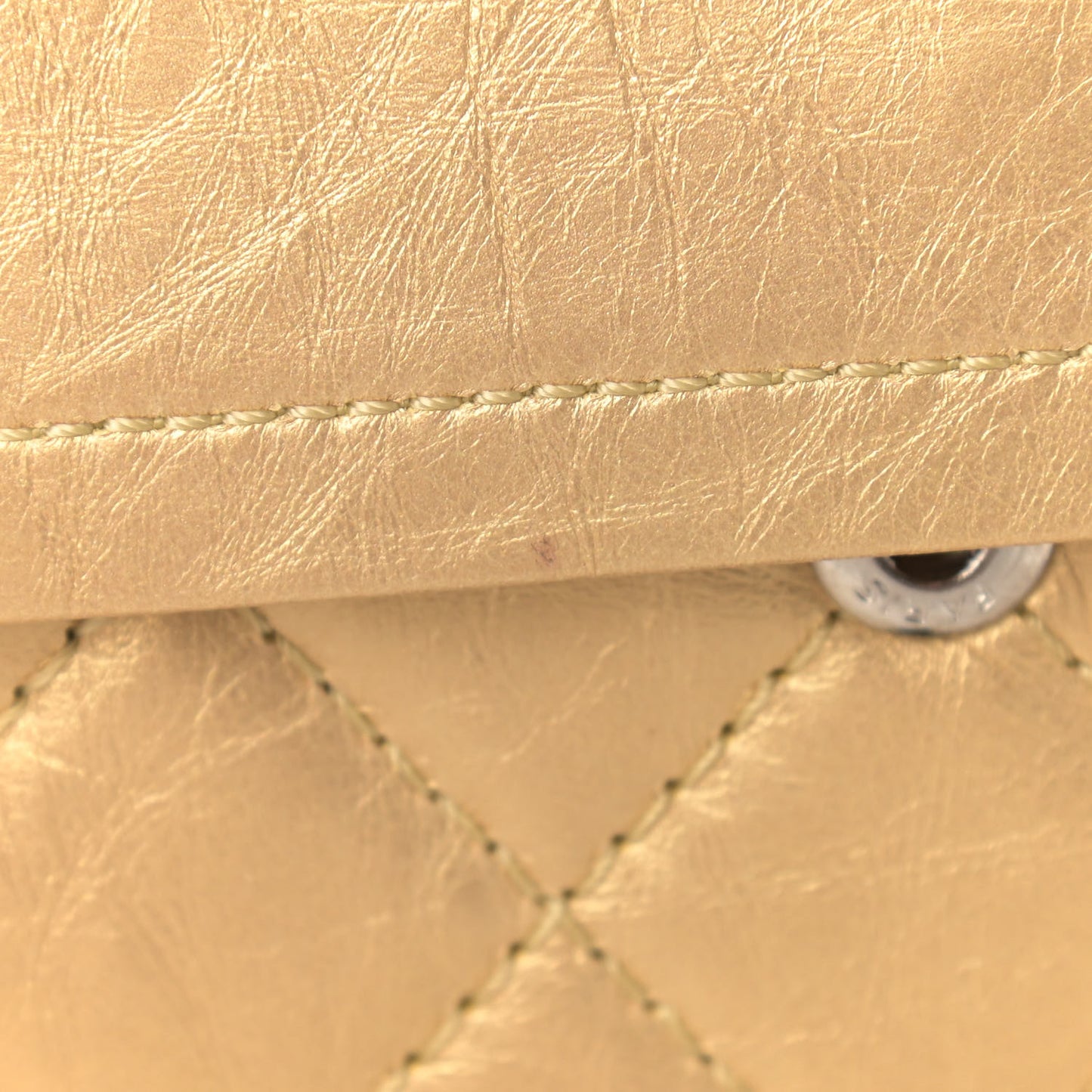 Metallic Aged Calfskin Quilted 2.55 Reissue 226 Flap Gold