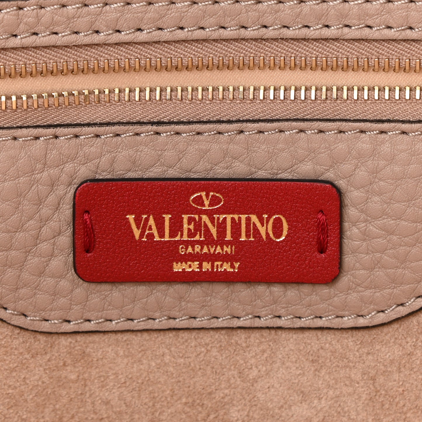 Grained Calfskin Rockstud Shoulder Tote Poudre